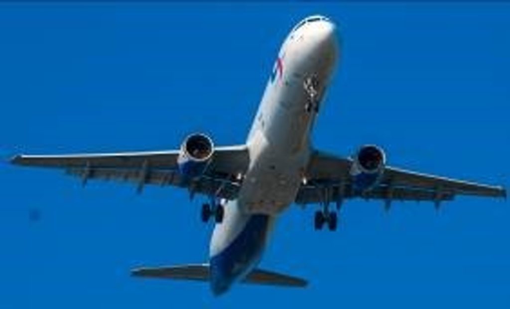 Cestujte lietadlom s istotou: Čo robiť, ak vaša batožina nedorazila, alebo bola poškodená?