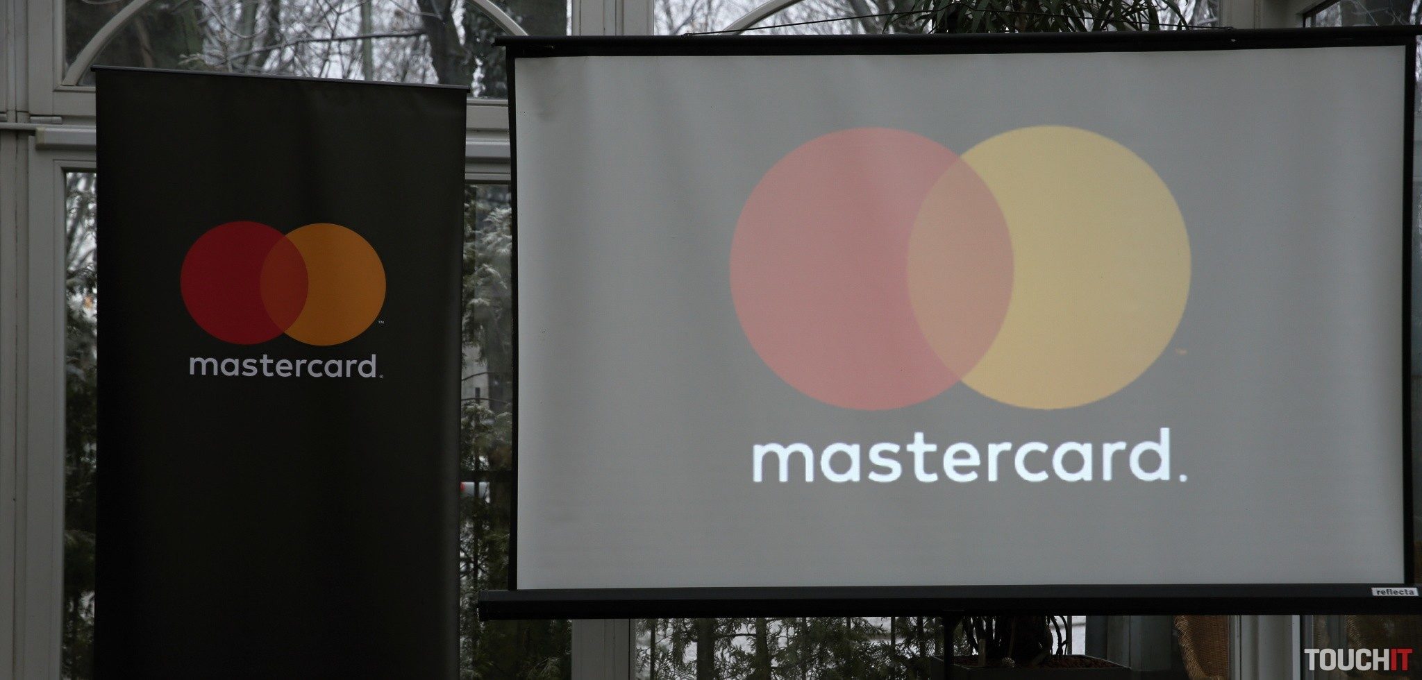 Mastercard mení online platby. Opisovanie čísla karty skončí do roku 2030
