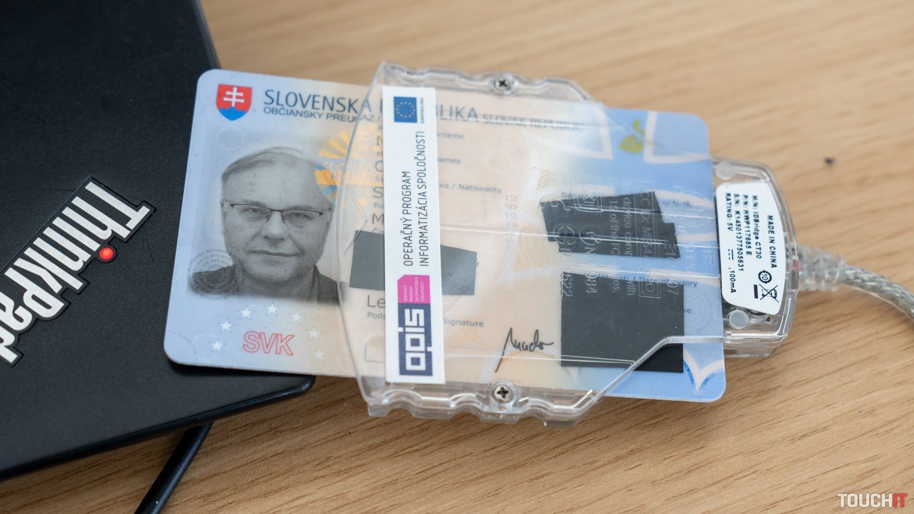 Pozor na podpisovanie občianskym preukazom vydaným do 20. júna 2021