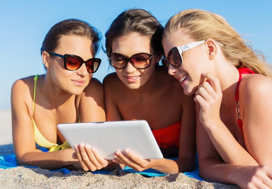 Cestovné poistenie UNIQA pre Tatra banku môže využiť celá rodina: bez obmedzenia veku a s online lekárom