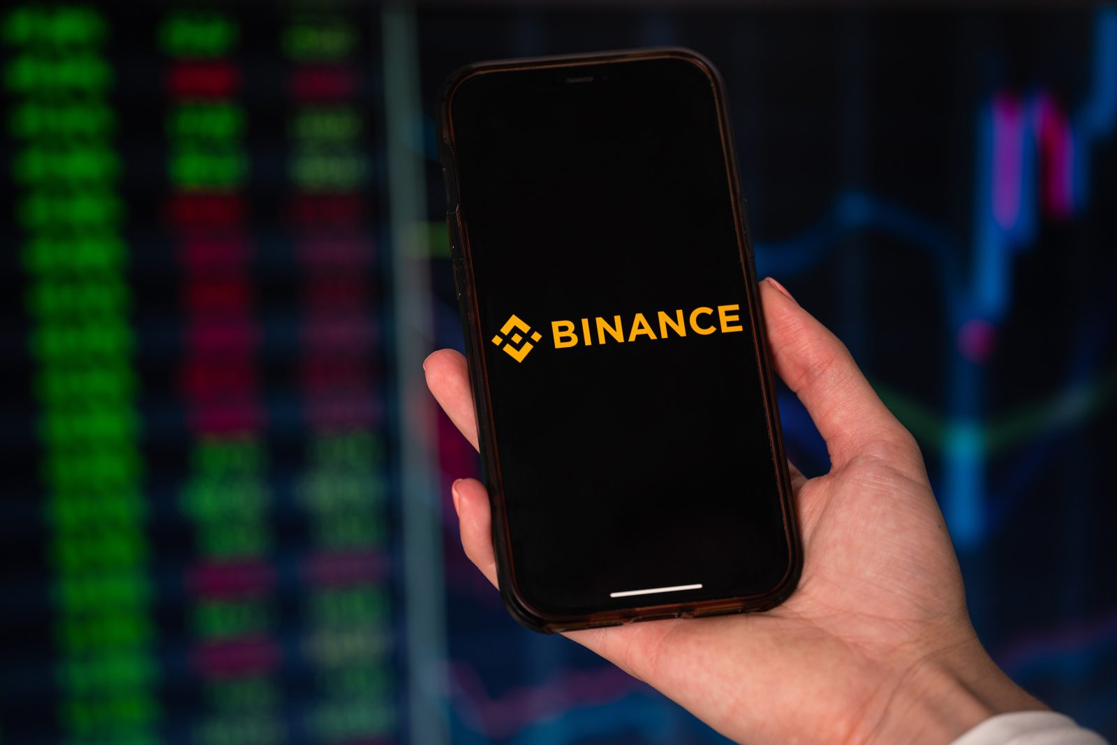 Odborník na kryptomeny o podvodoch na internete: Ak ponuka vyzerá príliš dobre, väčšinou ide o podvod