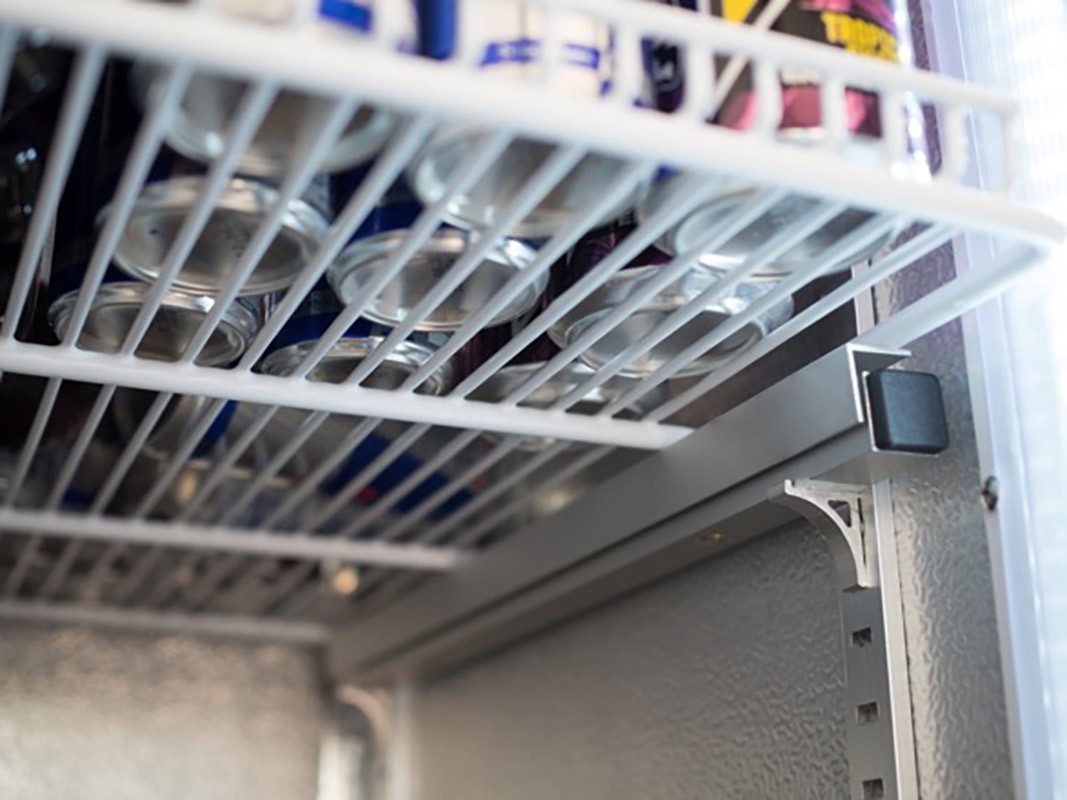 SMART REGÁLY na zabezpečovanie tovaru v obchodoch