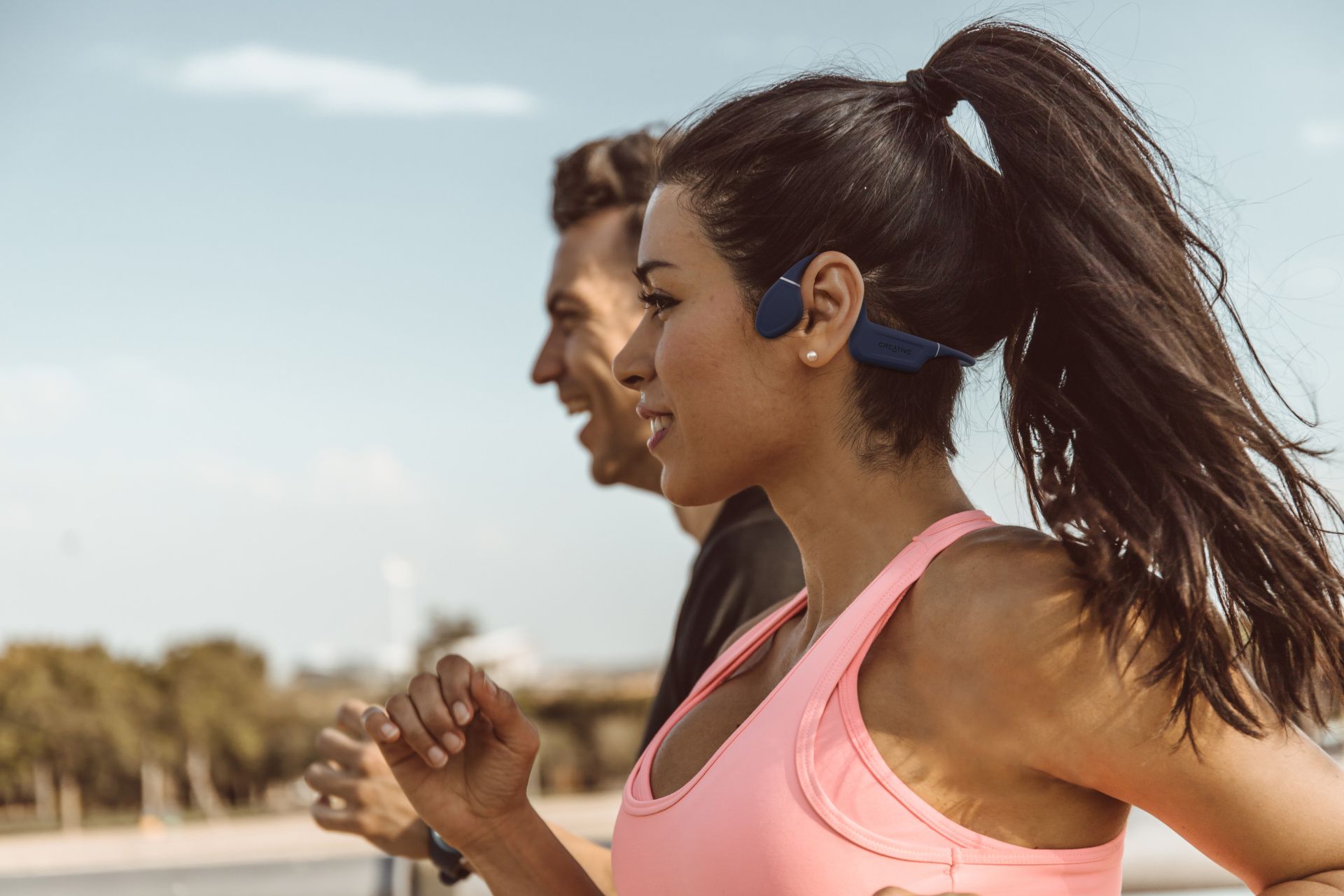 Creative Outlier Free Pro: Tieto slúchadlá sú pre profíkov