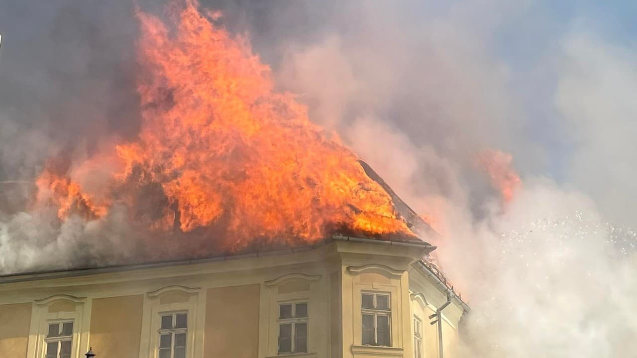 Allianz rieši škody po požiari v Banskej Štiavnici