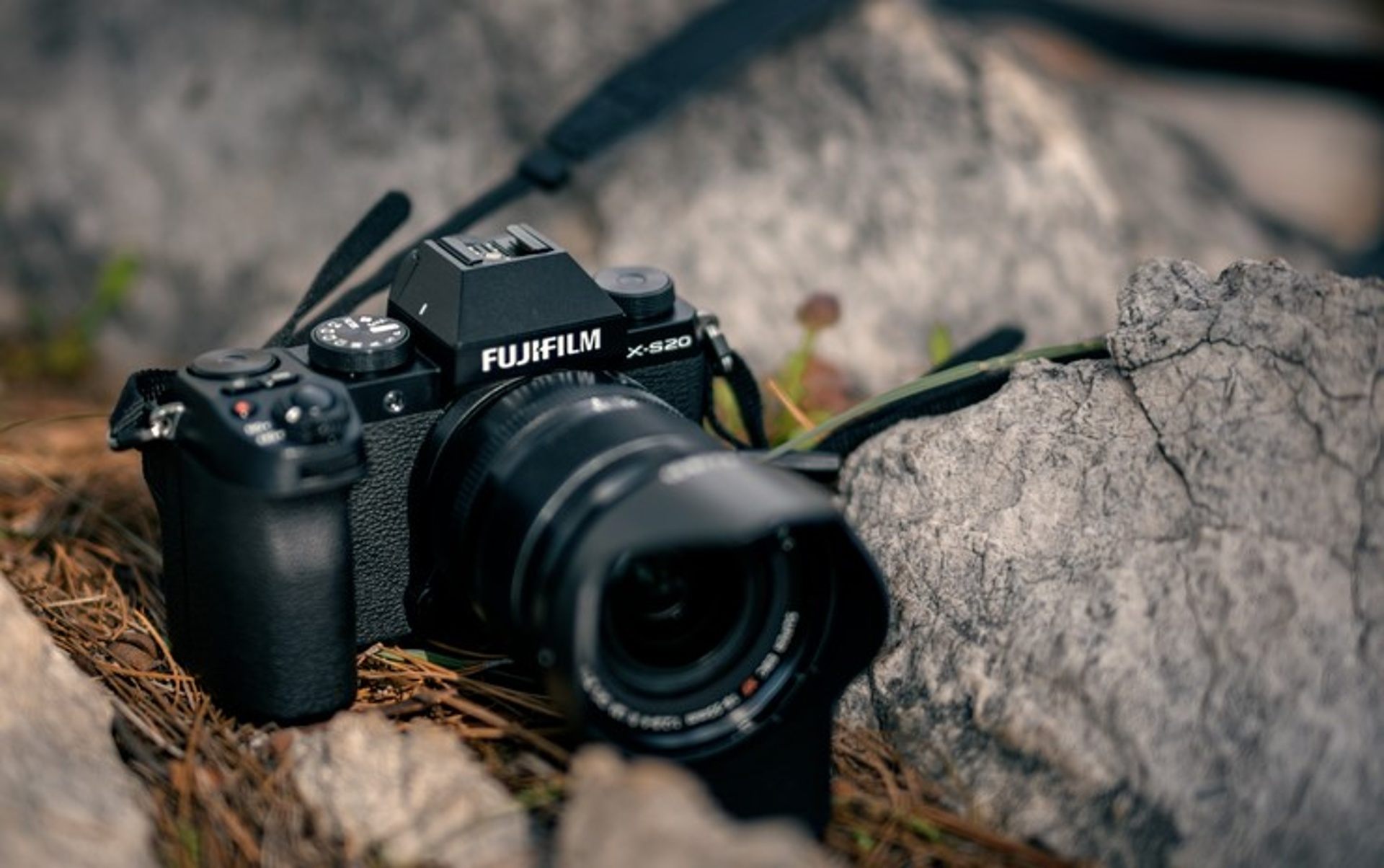 Fujifilm uvádza nový fotoaparát „FUJIFILM X-S20“