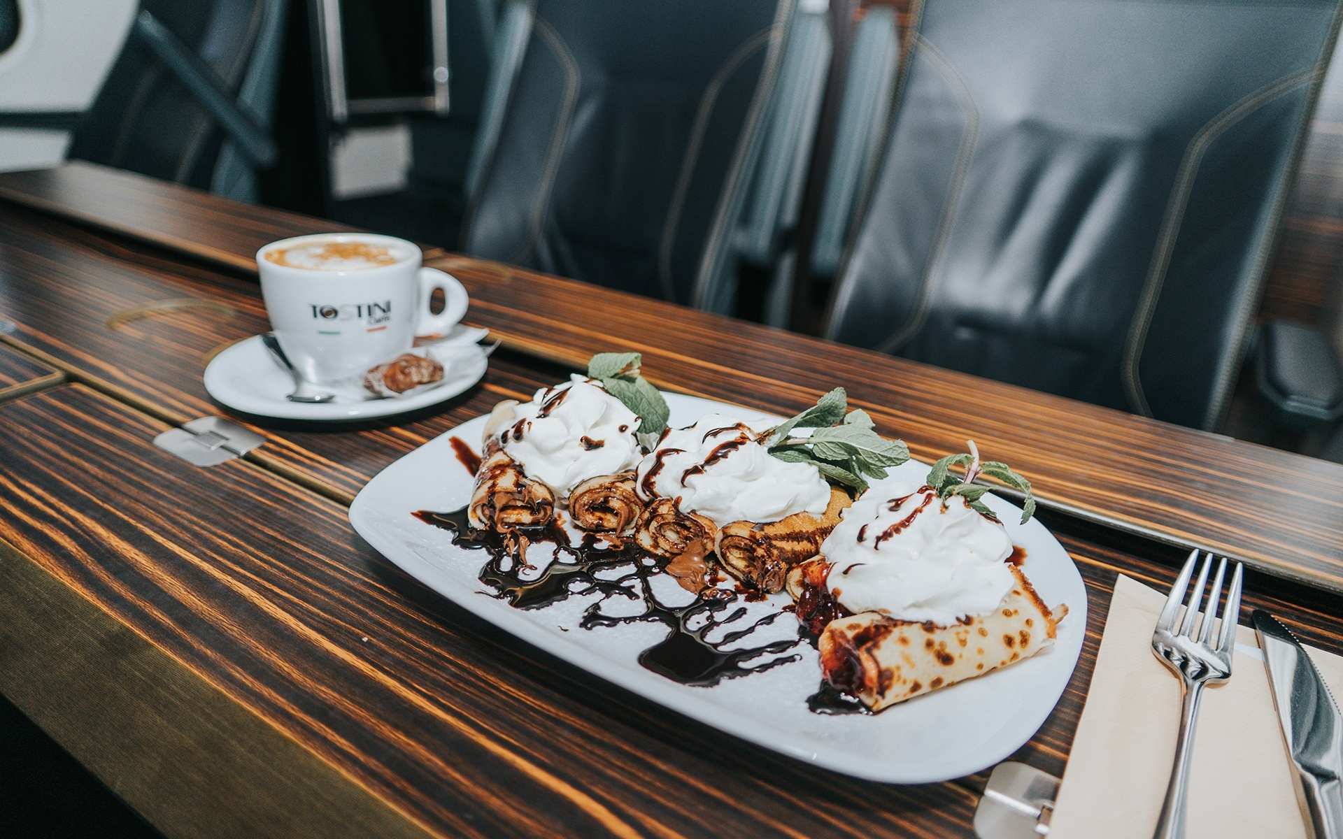 Poľovnícke ragú, tofu aj parené buchty. V reštauračných vozňoch je nové letné menu