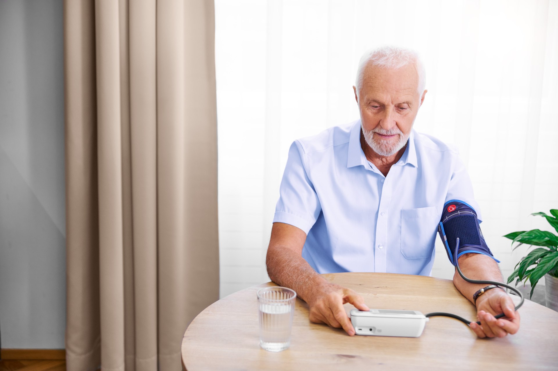 V slovenských domácnostiach sa najčastejšie používajú ramenné tlakomery