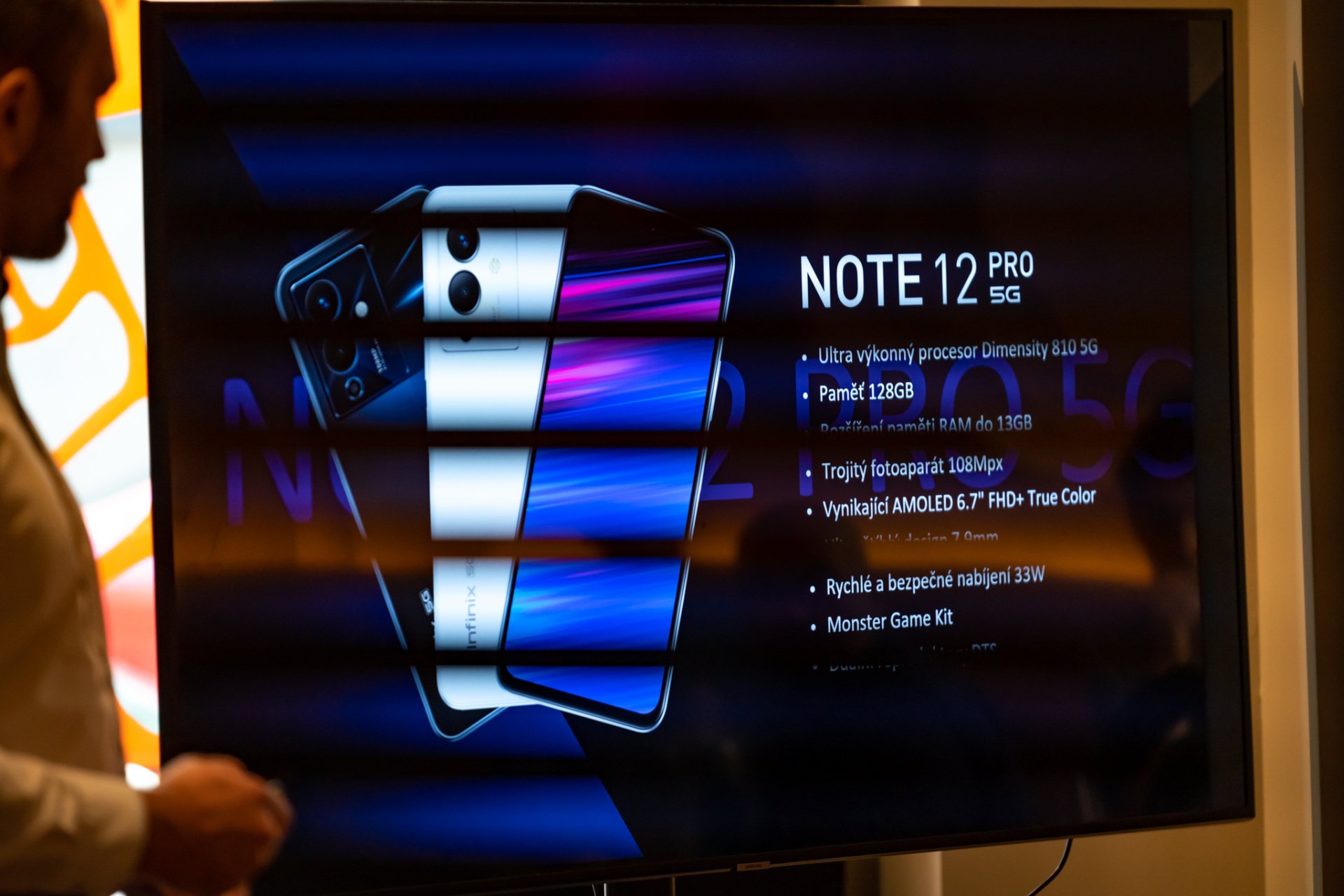 Operátor O2 po novom ponúka smartfóny Infinix