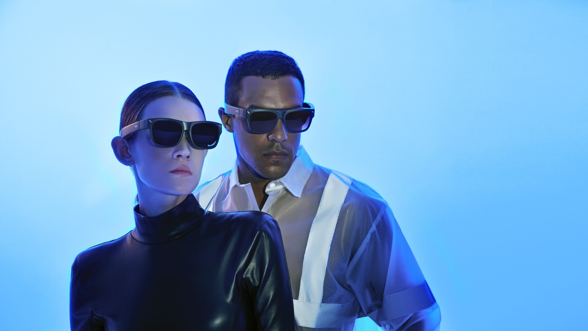 Štýlové okuliare TCL NXTWEAR S ponúkajú súkromné kino na cestách