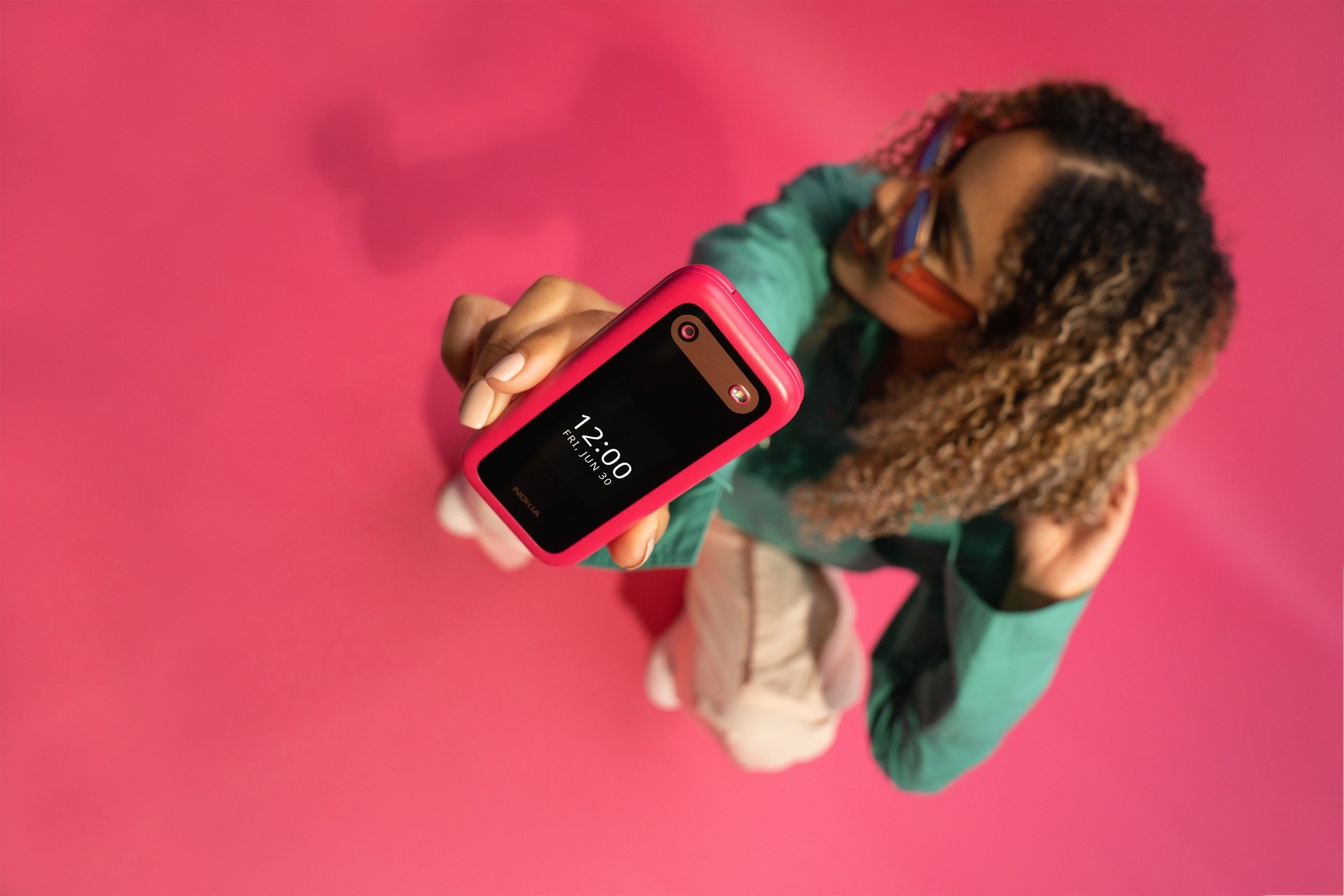 HMD Global predstavuje nové farebné varianty telefónu Nokia 2660 Flip