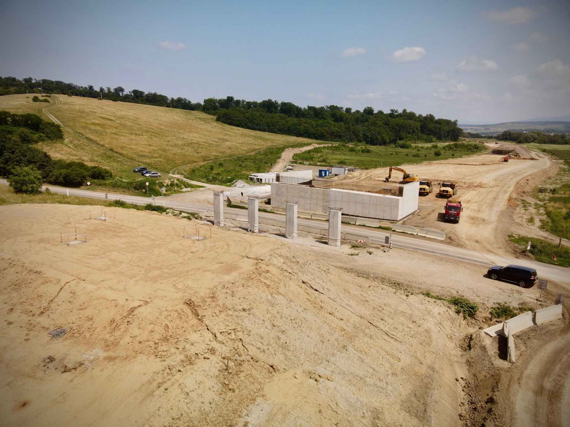 Mosty na košickej R2 rastú, odpočívadlo Valaliky nadobúda jasnejšie kontúry