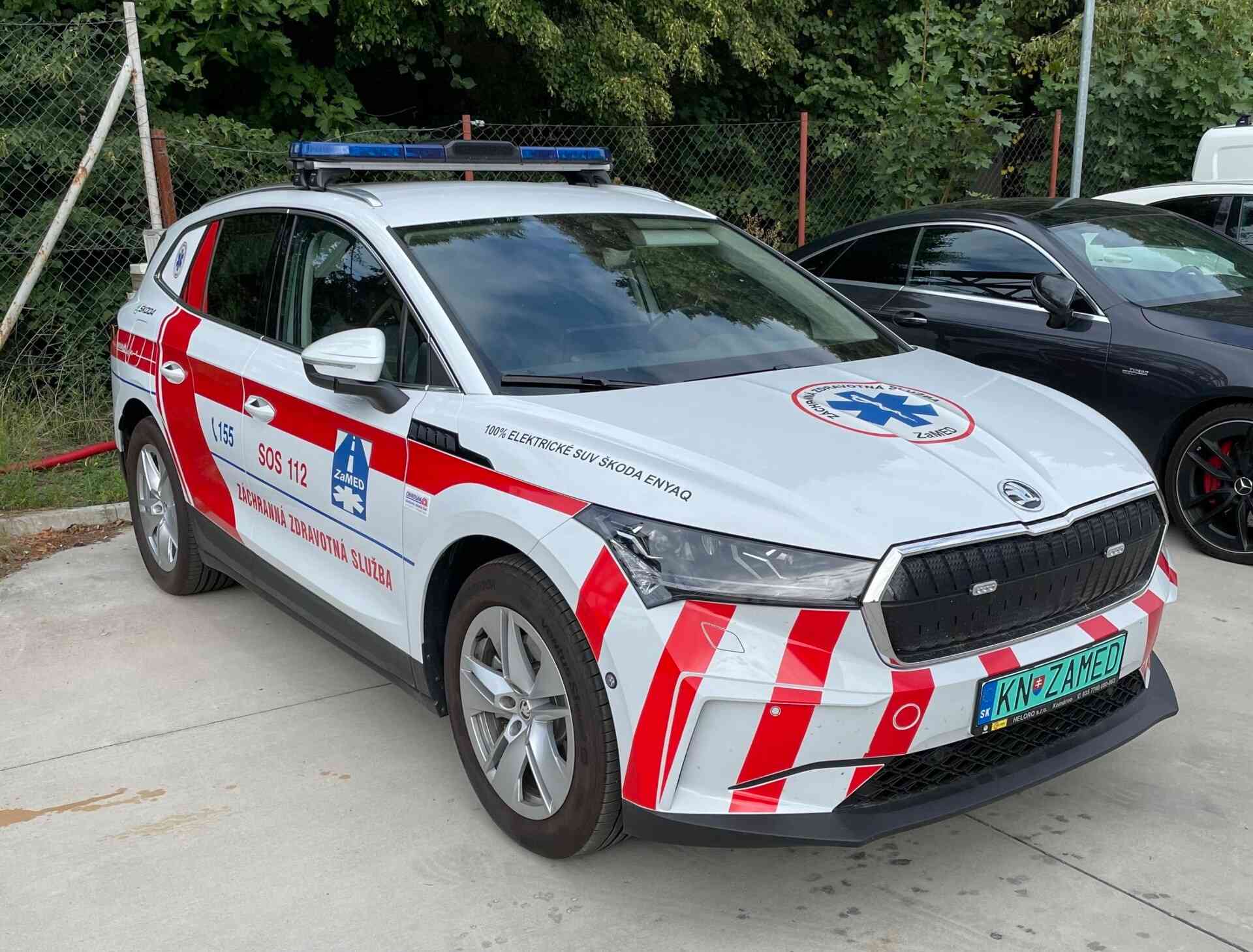 Škoda Enyaq bude nasadená u záchranárov už aj na ostré zásahy, v ich službách má za sebou prvý úspešný rok