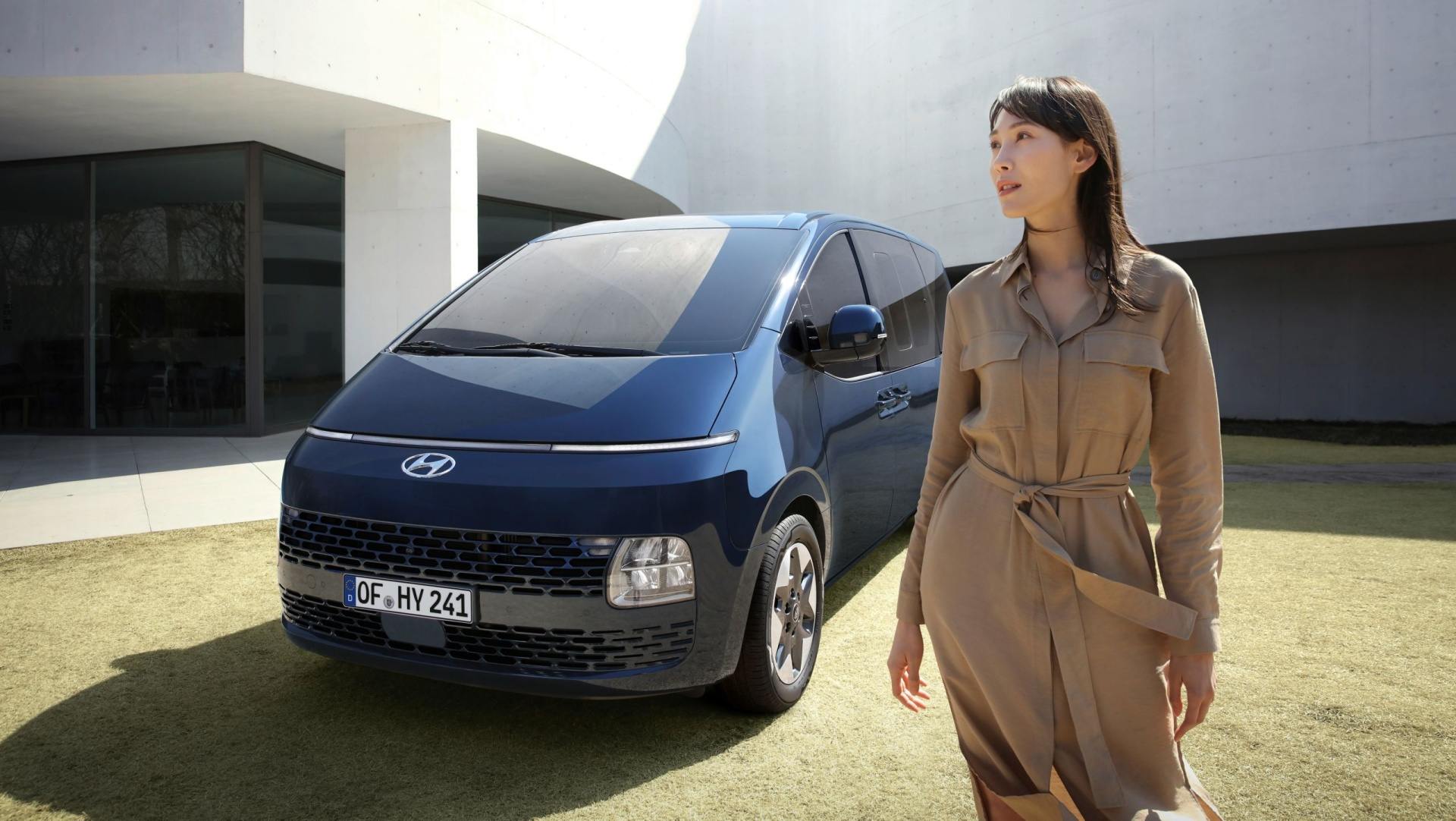 STARIA zaujala. Za prvý mesiac z nej Hyundai predal už 35 kusov