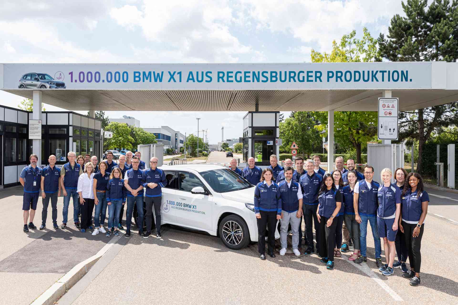 1 000 000. model BMW X1: Závod BMW Group v Regensburgu dosiahol míľnik vo výrobe