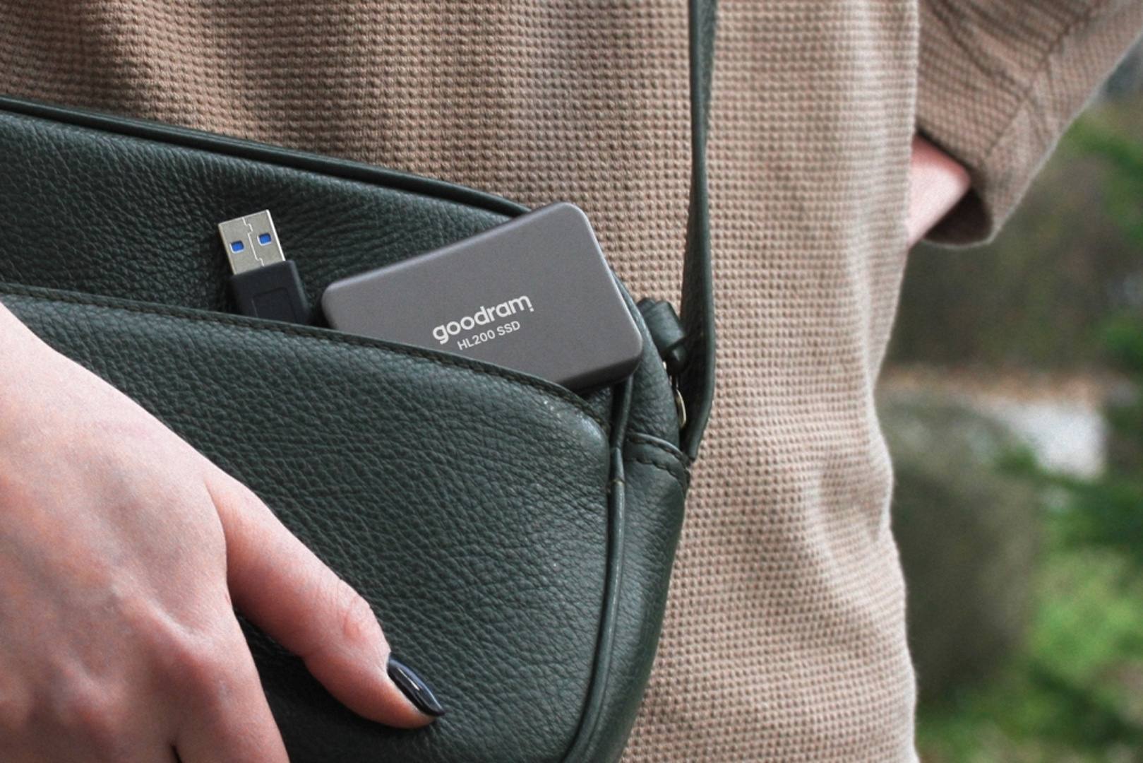 HL200 od Goodramu: Externý SSD disk menší ako kreditka a ergonomické herní úložisko