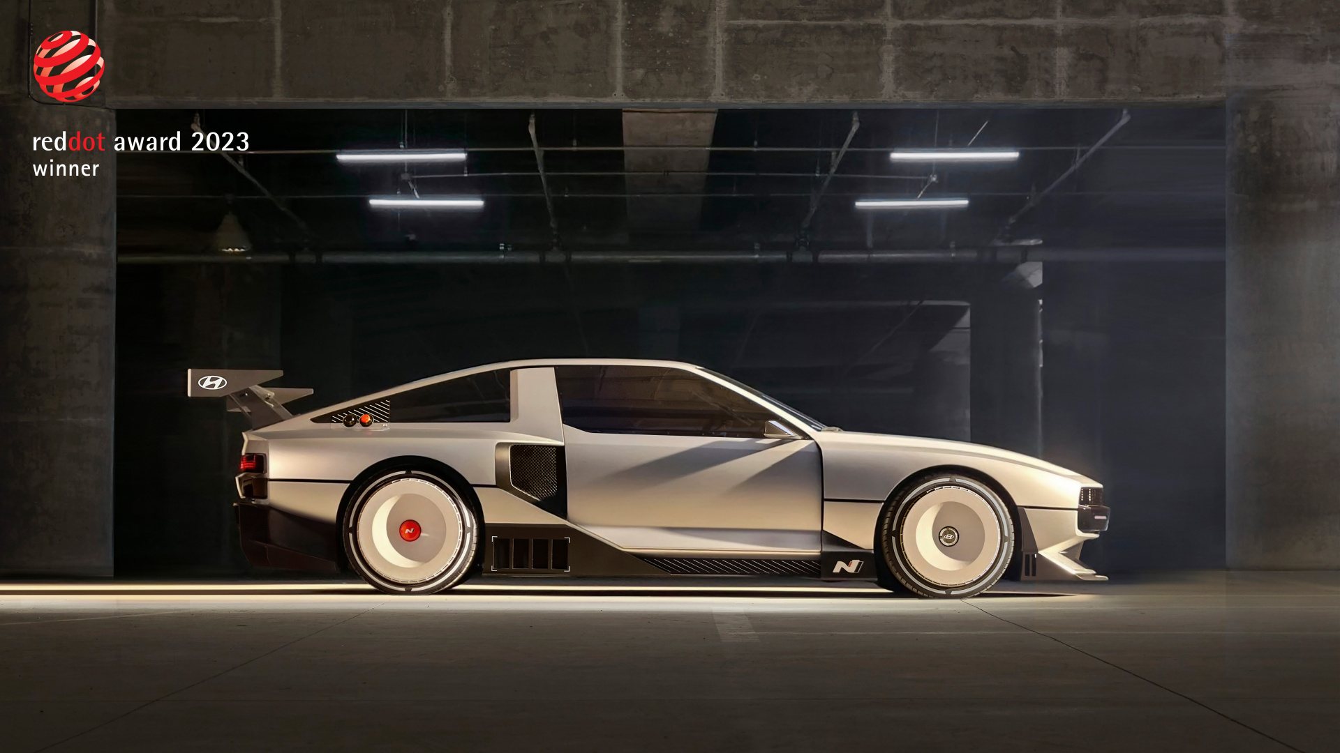 Vodíkový hybrid N Vision 74 od Hyundai získal prestížne dizajnérske ocenenie Red Dot Design Award