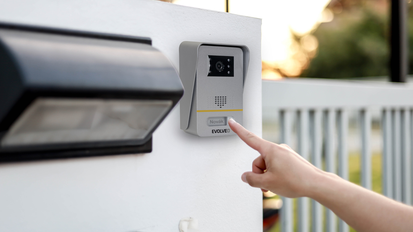 Inteligentné videotelefóny EVOLVEO DoorPhone AP1 a AP2 s aplikáciou Smart Life pre kompletný systém kontroly bezpečného prístupu