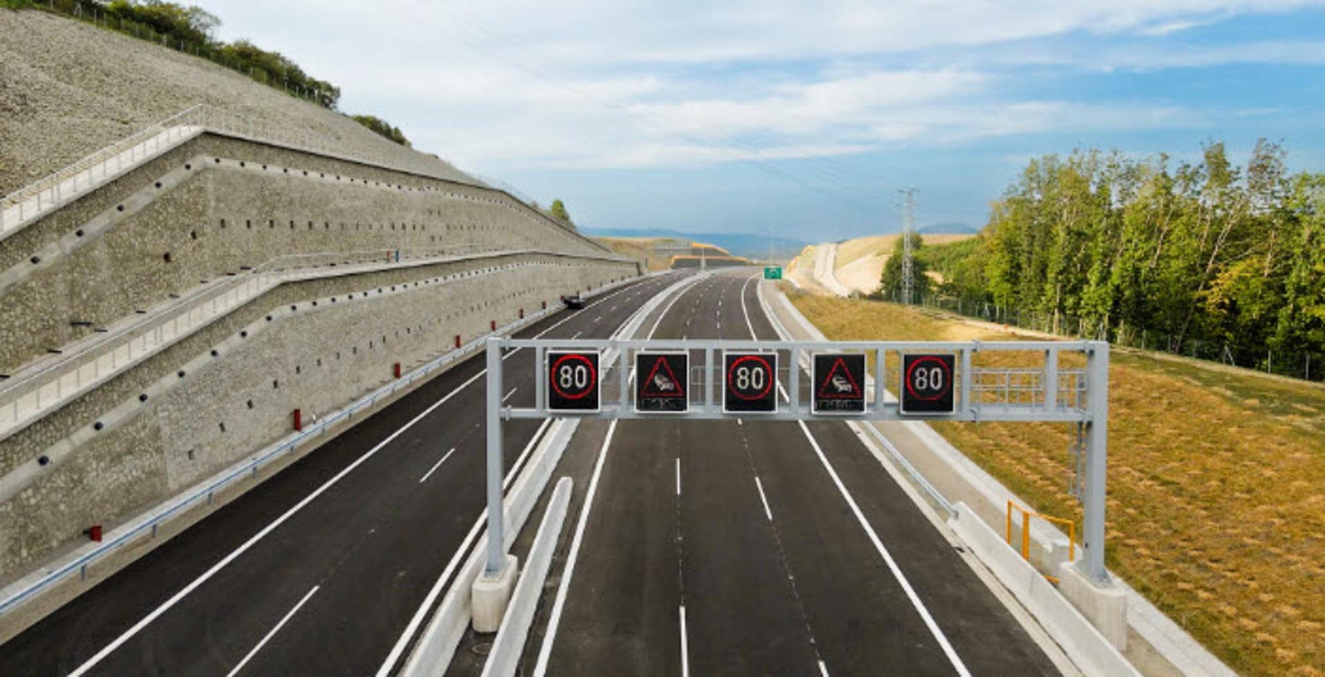 Za posledné roky NDS vyprevadila kamióny z desiatok obcí na Slovensku