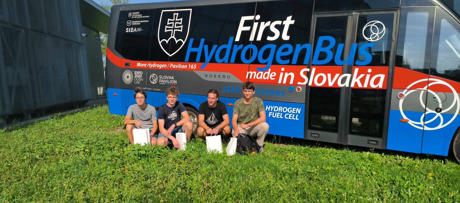 Slovenskí stredoškoláci patria k medzinárodnej špičke. S návrhom vodíkového domu sa dostali medzi 10 najlepších tímov sveta