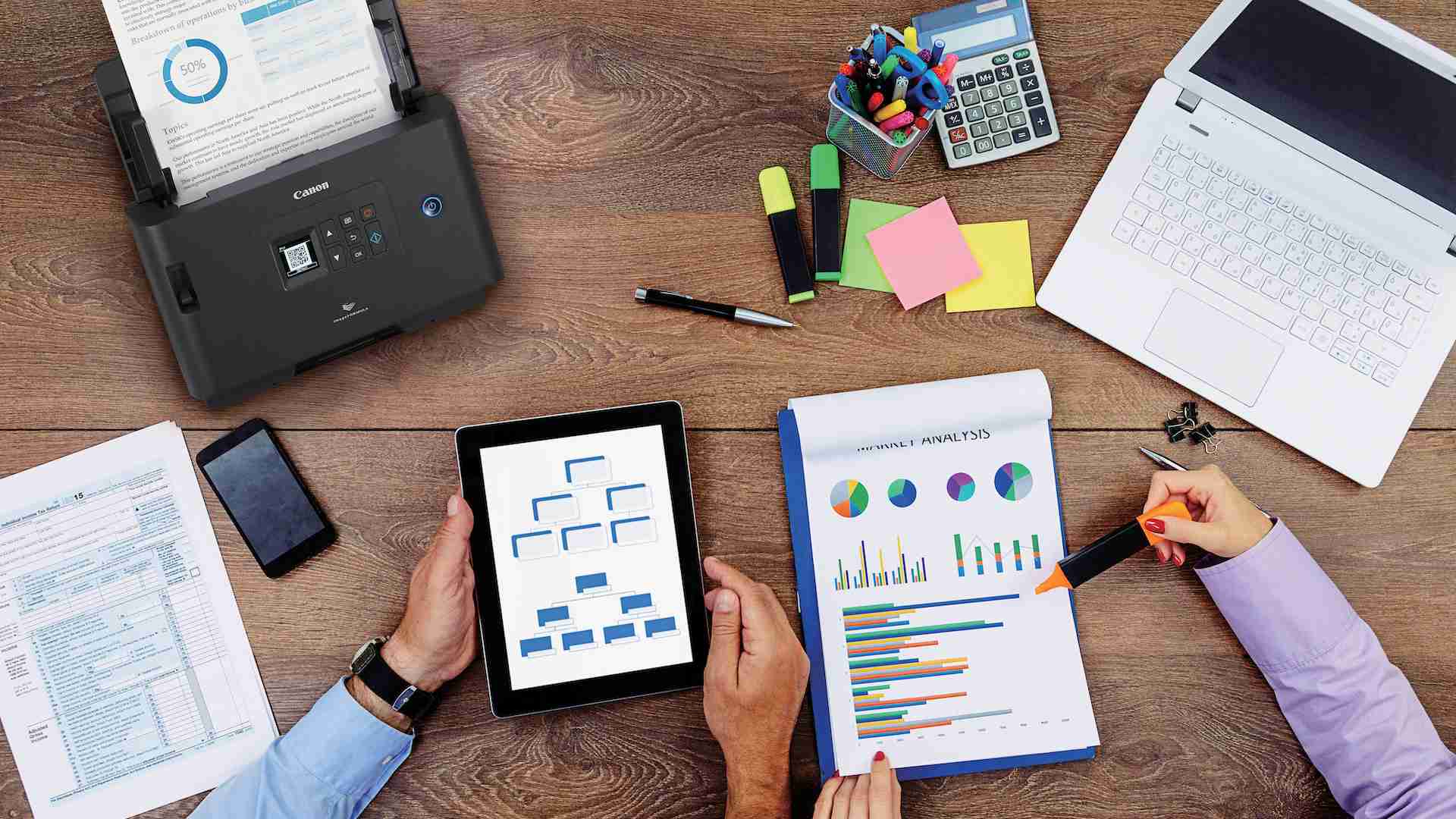 Nový stolný skener A4 od spoločnosti Canon je ideálnou voľbou pre flexibilné pracovisko