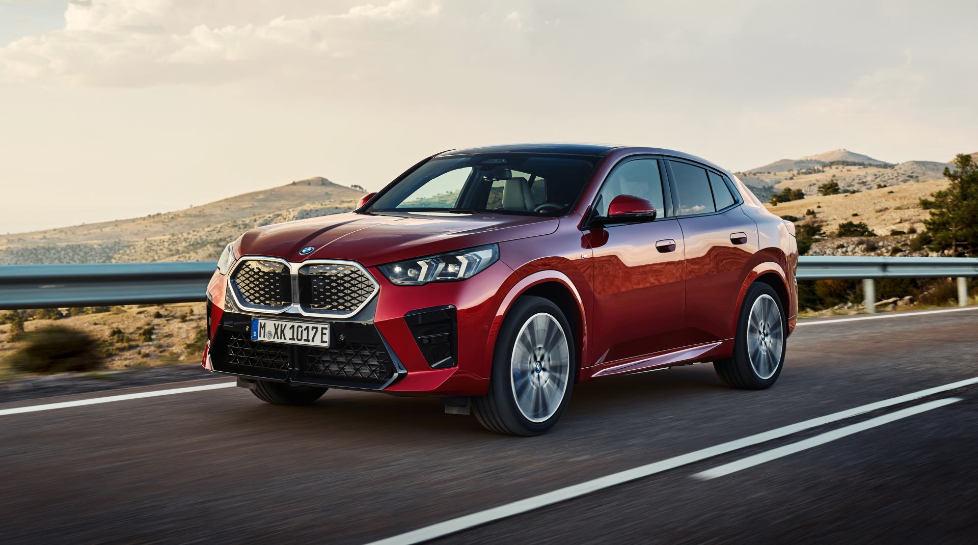 Nový model BMW X2 a úplne prvý model BMW iX2