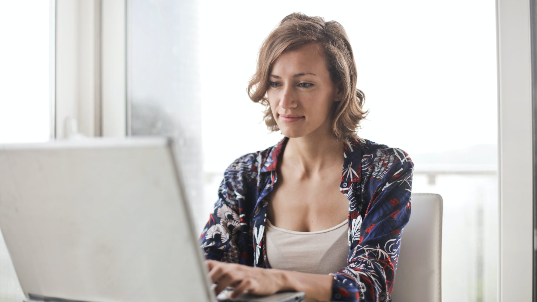 Vianoce pod tlakom: Neplatená práca žien sa počas sviatkov ešte prehlbuje