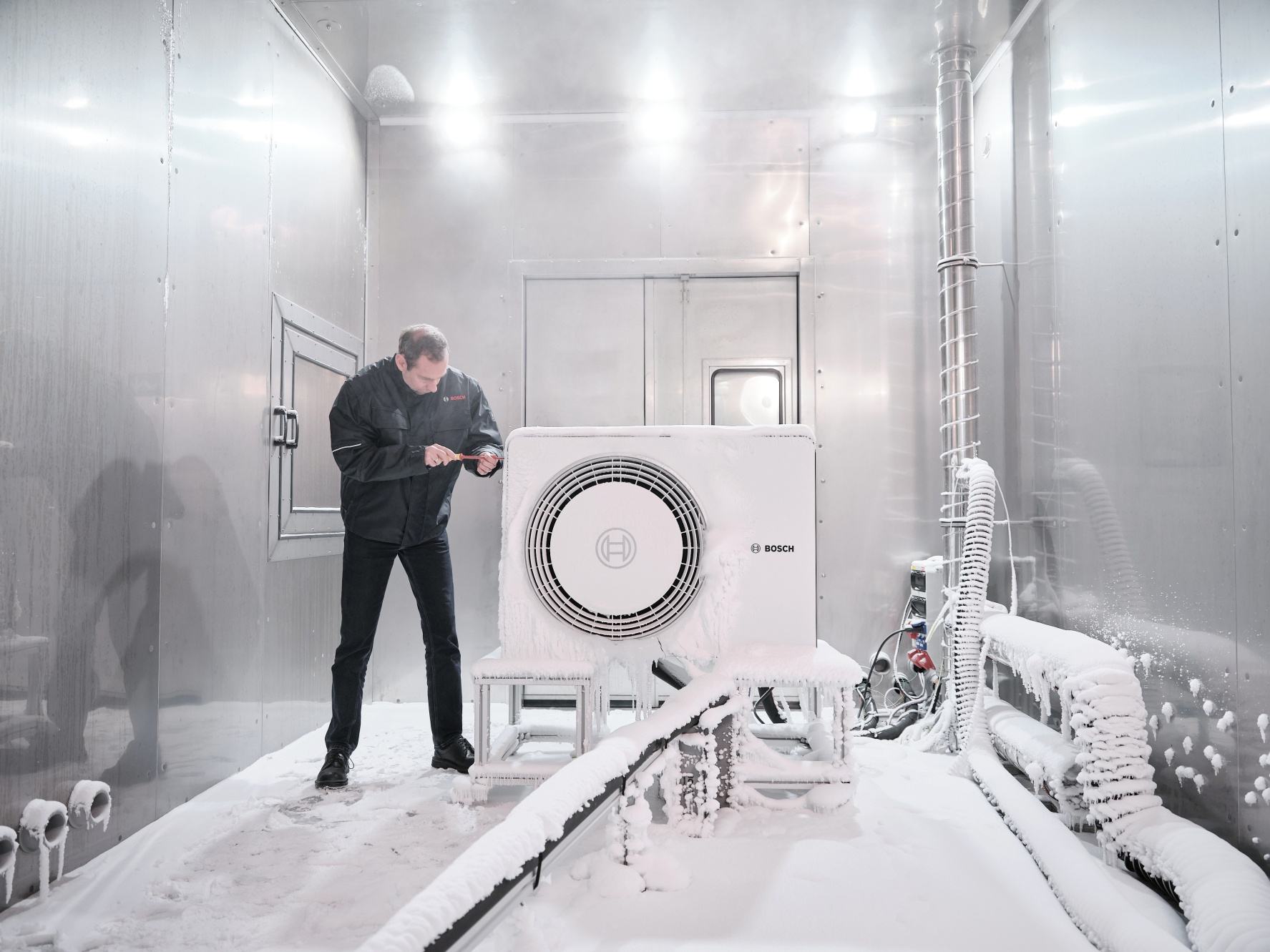 Klimaticky neutrálny stavebný fond: Bosch zvyšuje produkciu tepelných čerpadiel v portugalskom Aveire