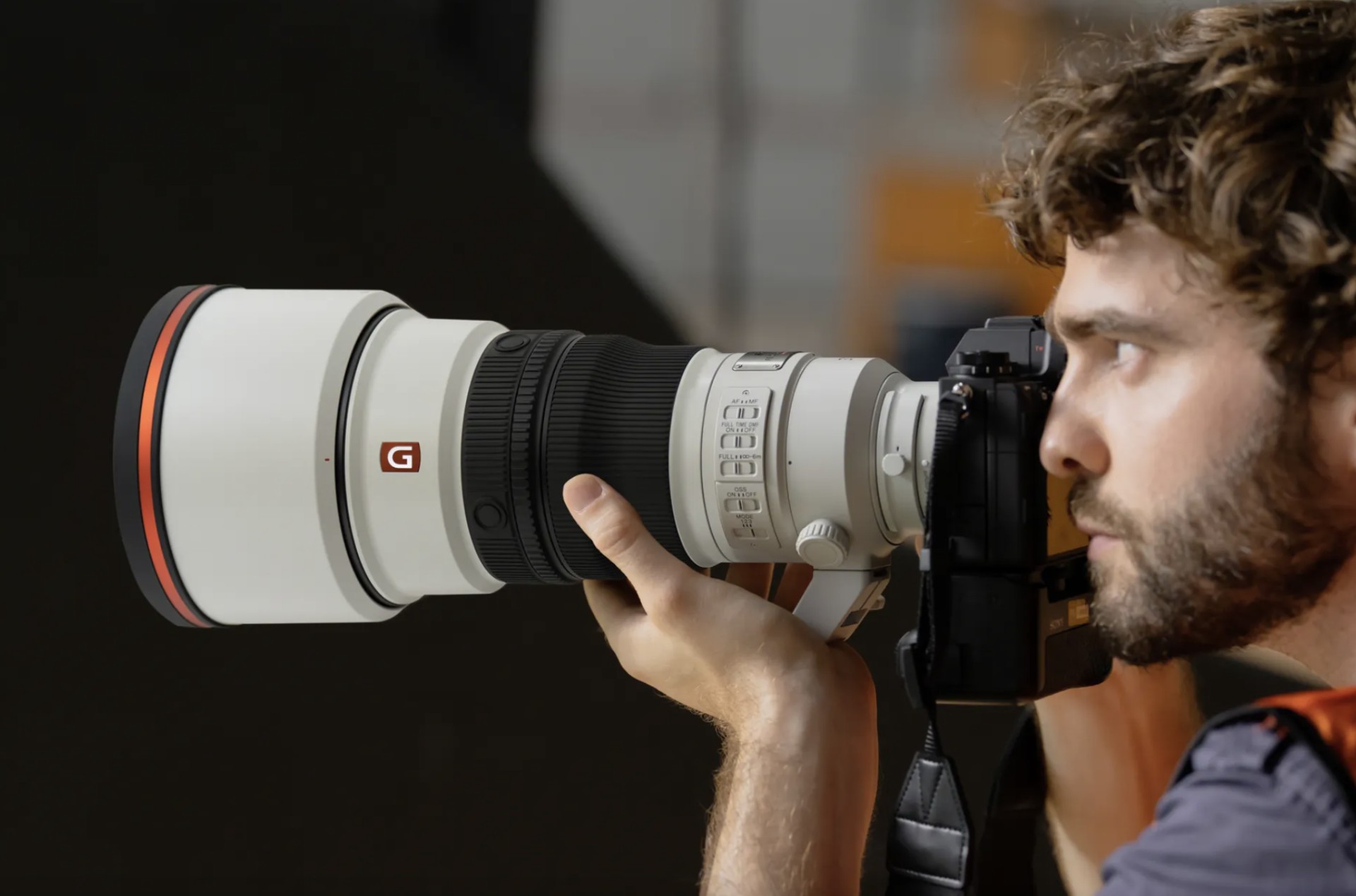 Sony uvádza na trh najľahší pevný teleobjektív s veľkou svetelnosťou na svete – G Master FE 300mm F2.8 GM OSS