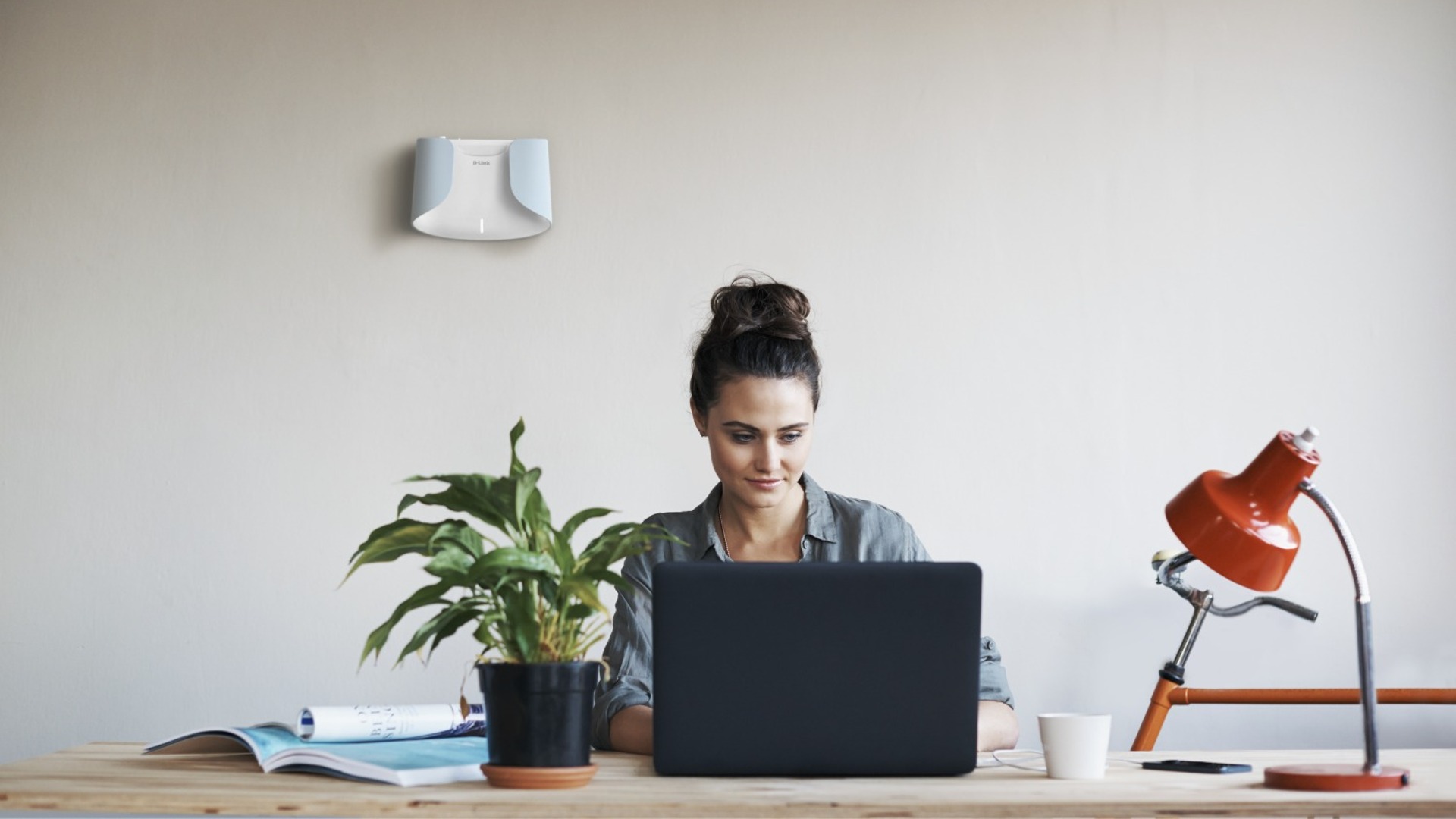 D-Link uvádza chytrý mesh router s umelou inteligenciou pre optimalizované, spoľahlivejšie a rýchlejšie Wi-Fi pripojenie