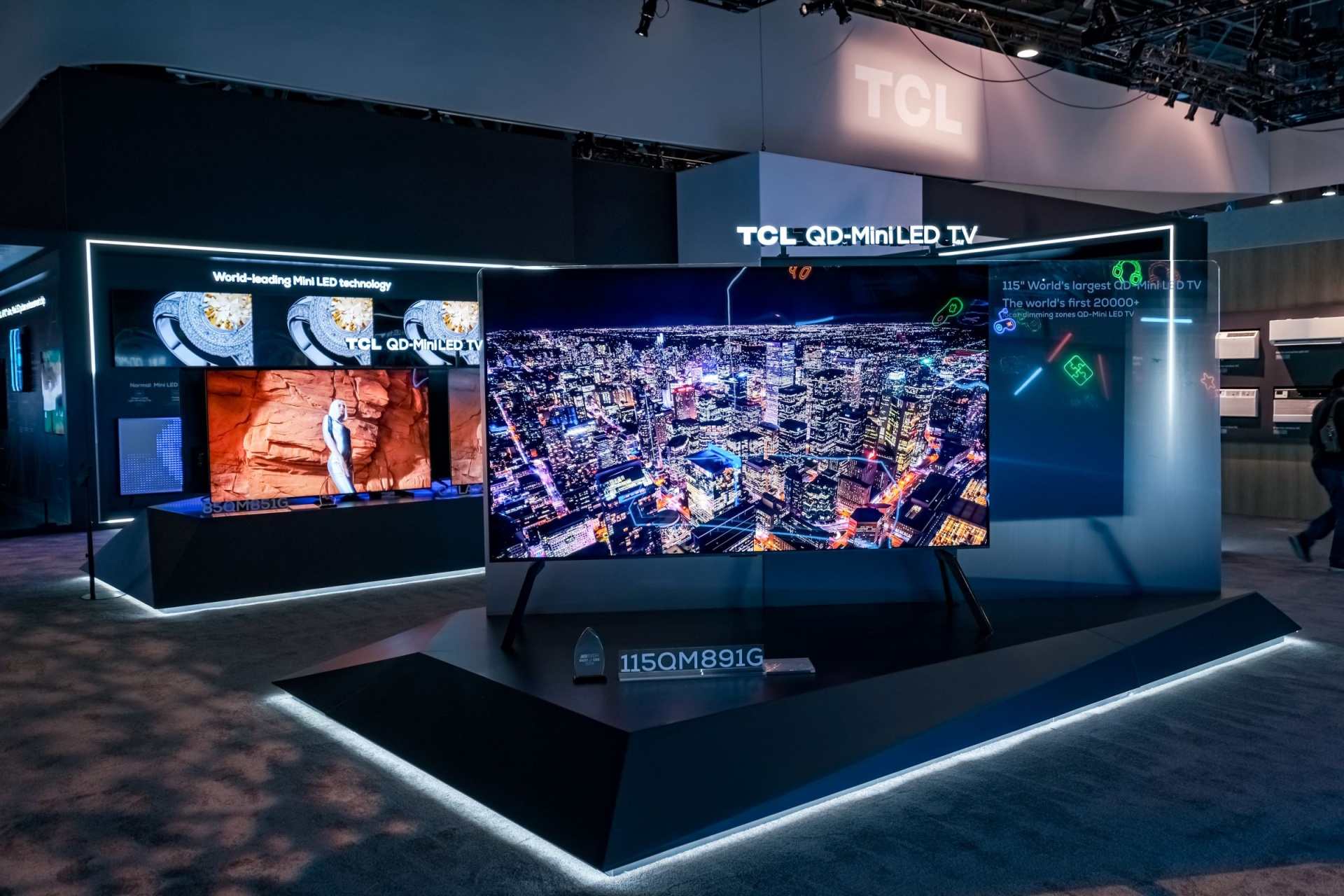 TCL získala v priebehu veľtrhu CES 2024 viac než 40 ocenení a uznaní za 115-palcový televízor a za ďalšie inovatívne produkty