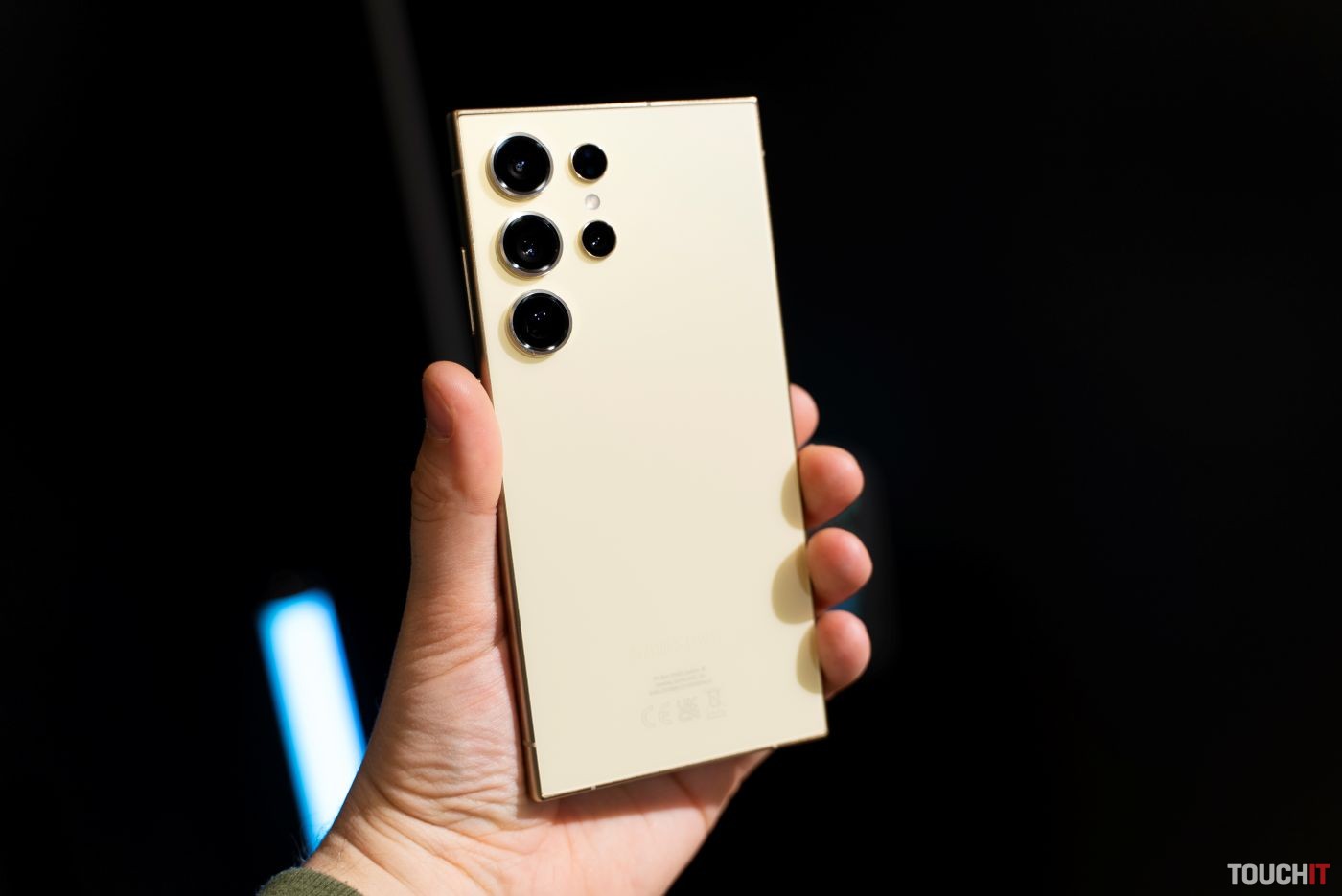 Prvý krok k skutočnému spoločníkovi s umelou inteligenciou