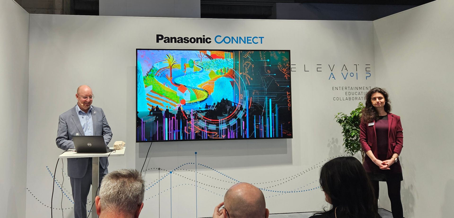 Firmy vnímajú bezdrútové pripojenie ako cestu k vyšší produktivite, niektoré problémy ale pretrvávajú