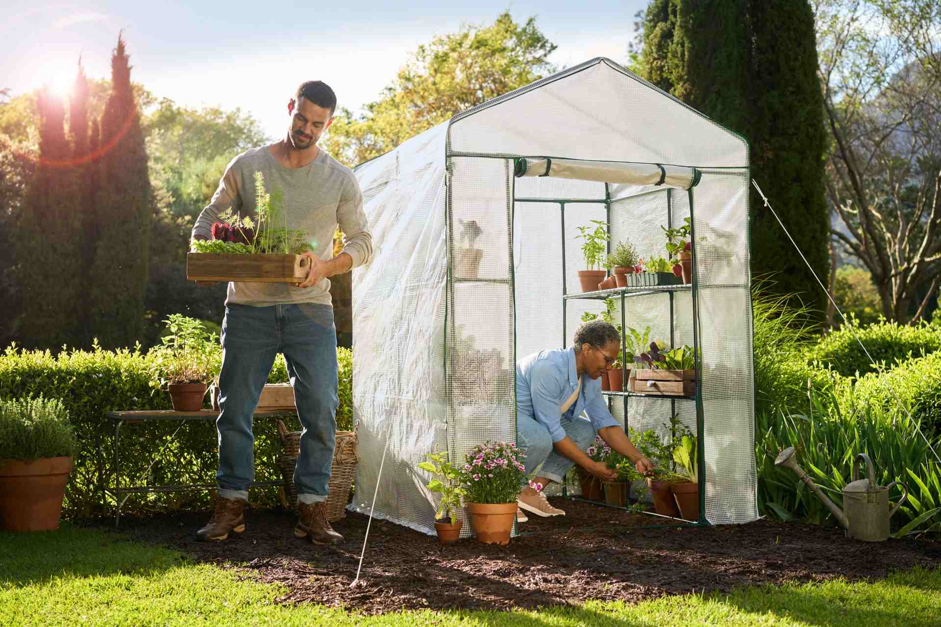 Prvý závan jari s pareniskom a fóliovníkom PARKSIDE