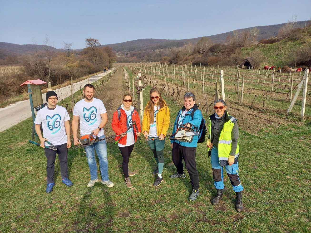 365.bank v rámci kampane „Deň k dobru“, vyplývajúcej z priestupného roka, motivuje ku konaniu dobra. Zároveň dočasne mení logo na 366