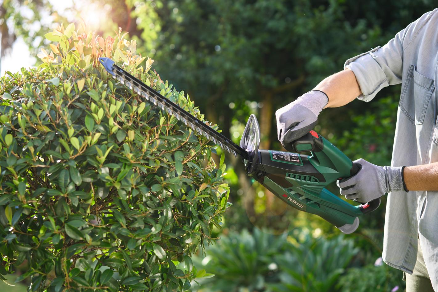 Jar s výkonom: Akumulátorové systémy PARKSIDE pre záhradnícke práce