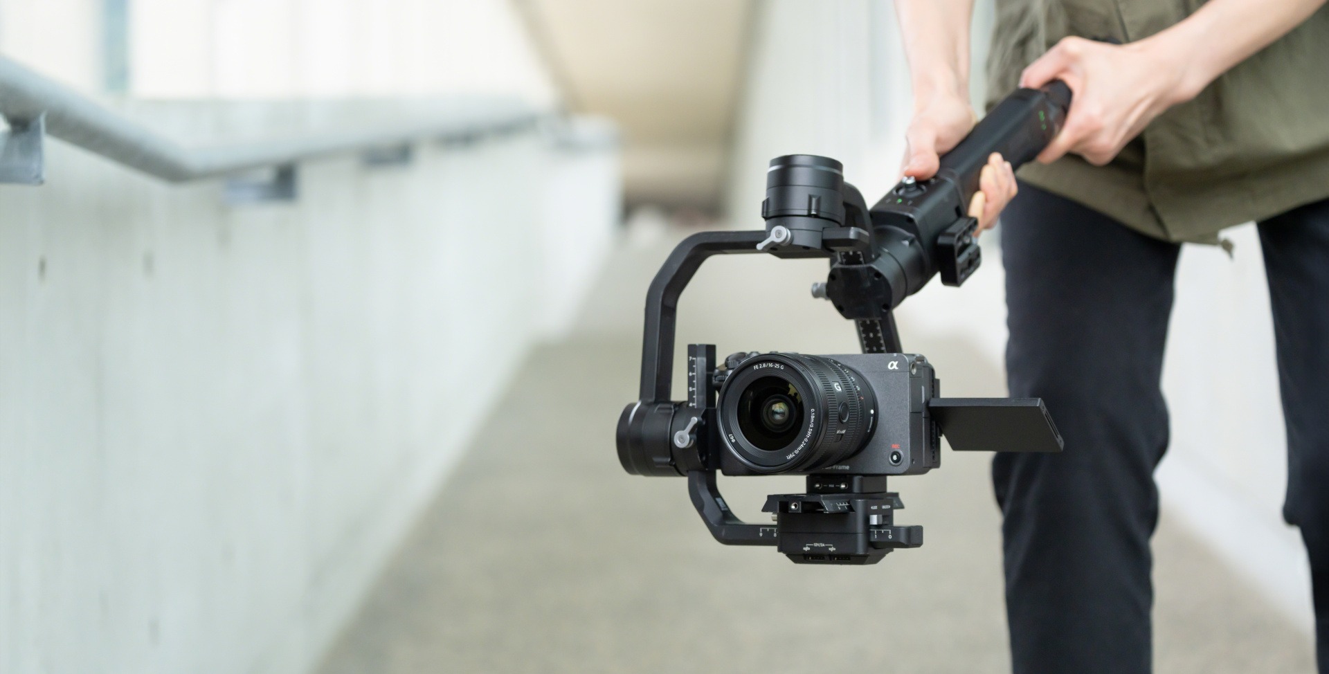 Sony predstavuje zoomový širokouhlý objektív G Lens FE 16-25 mm F2.8 G s vysokou svetelnosťou