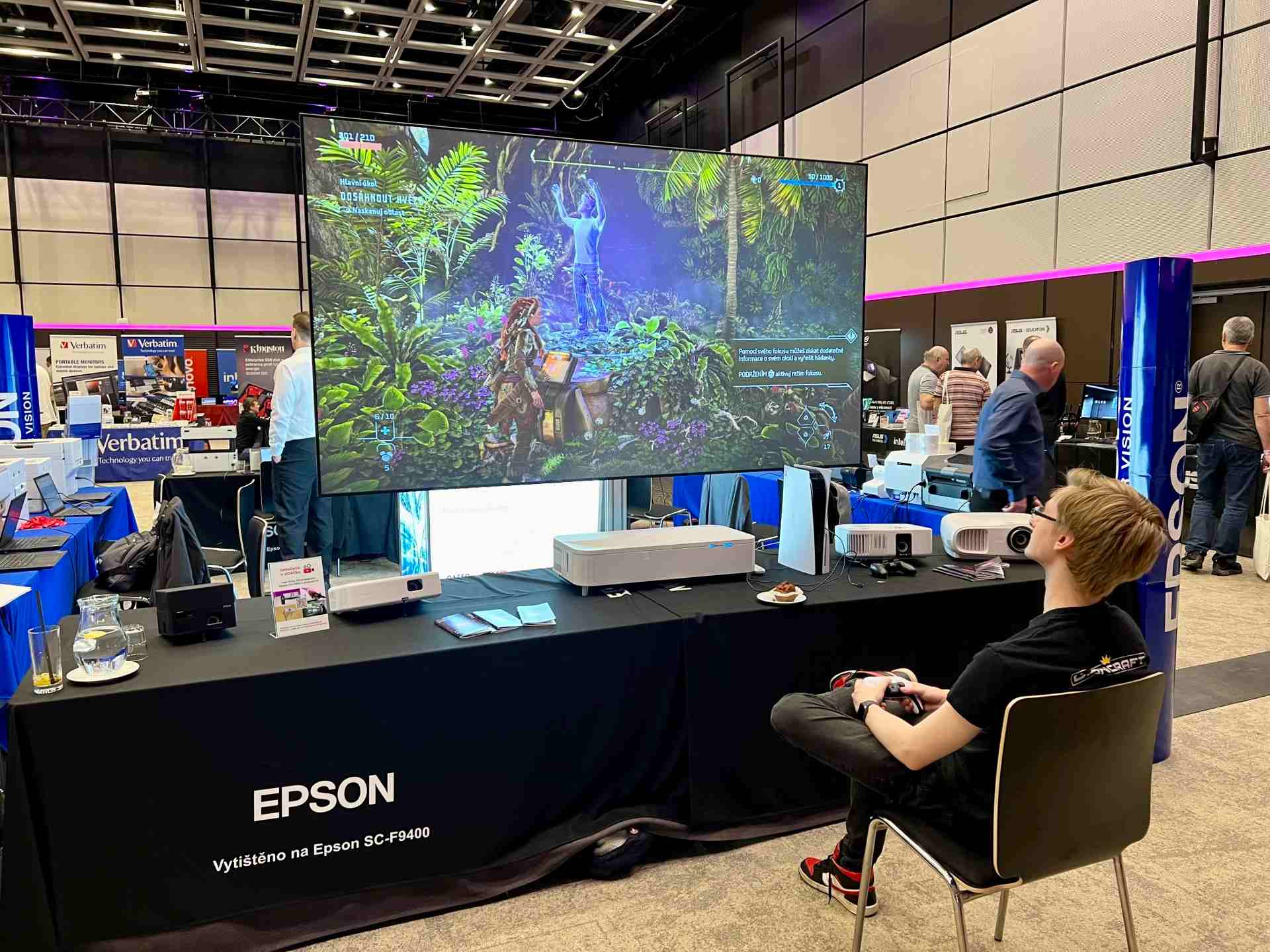 Epson uvádza najnovšiu evolúciu v oblasti riadkovej atramentovej tlače s technológiou Heat-Free, ktorá prináša zlepšený výkon a výhody udržateľnosti na trh s tlačiarňami formátu A4