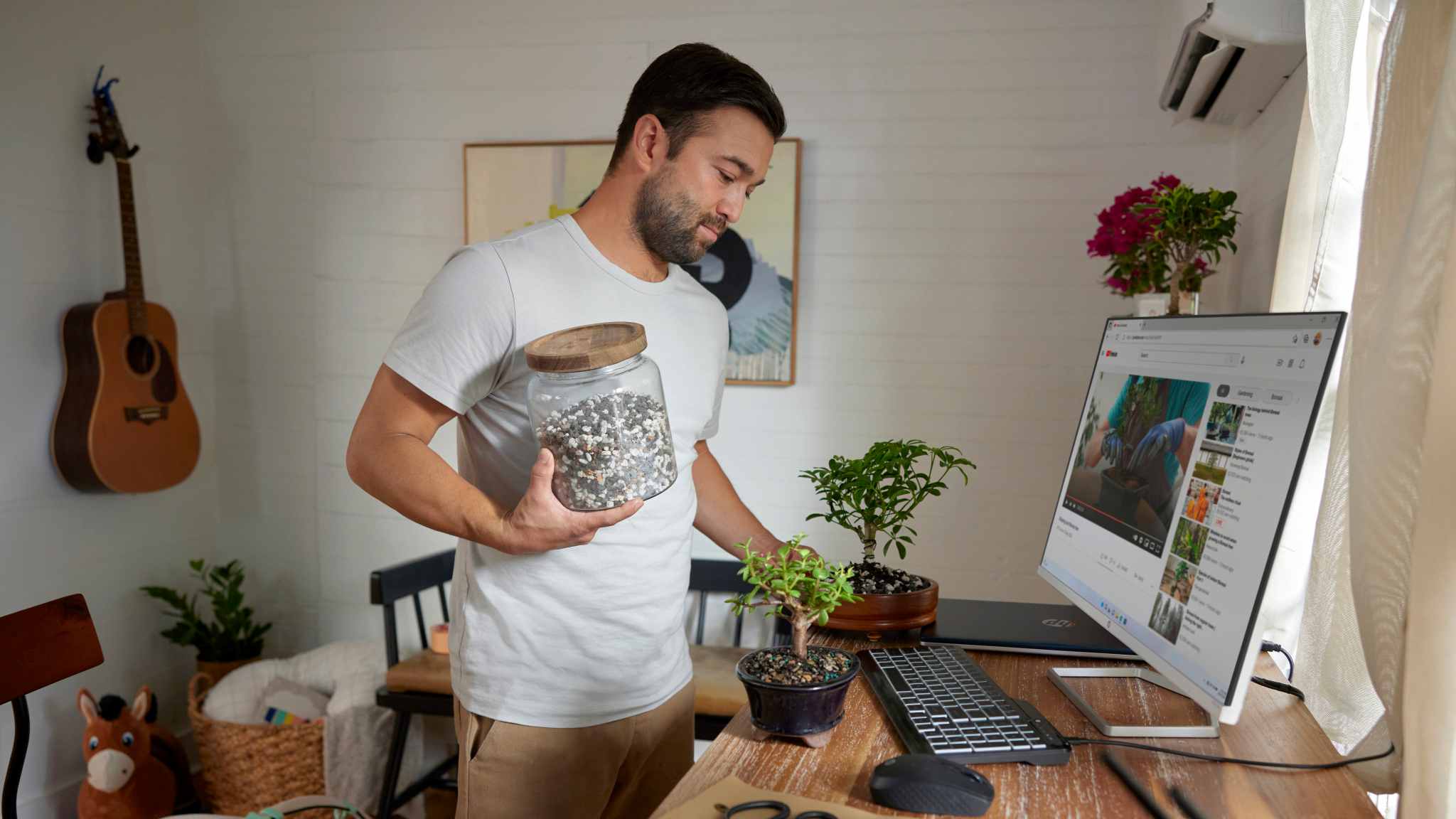 Nové generácie monitorov HP pre domácich aj firemných používateľov