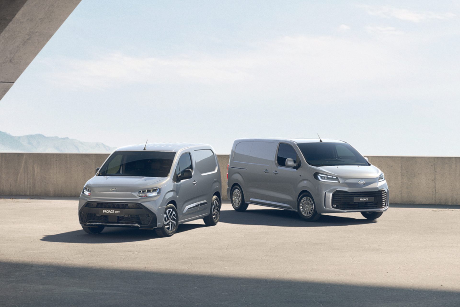 Toyota Hilux a Proace City ocenené odborníkmi v oblasti vozového parku