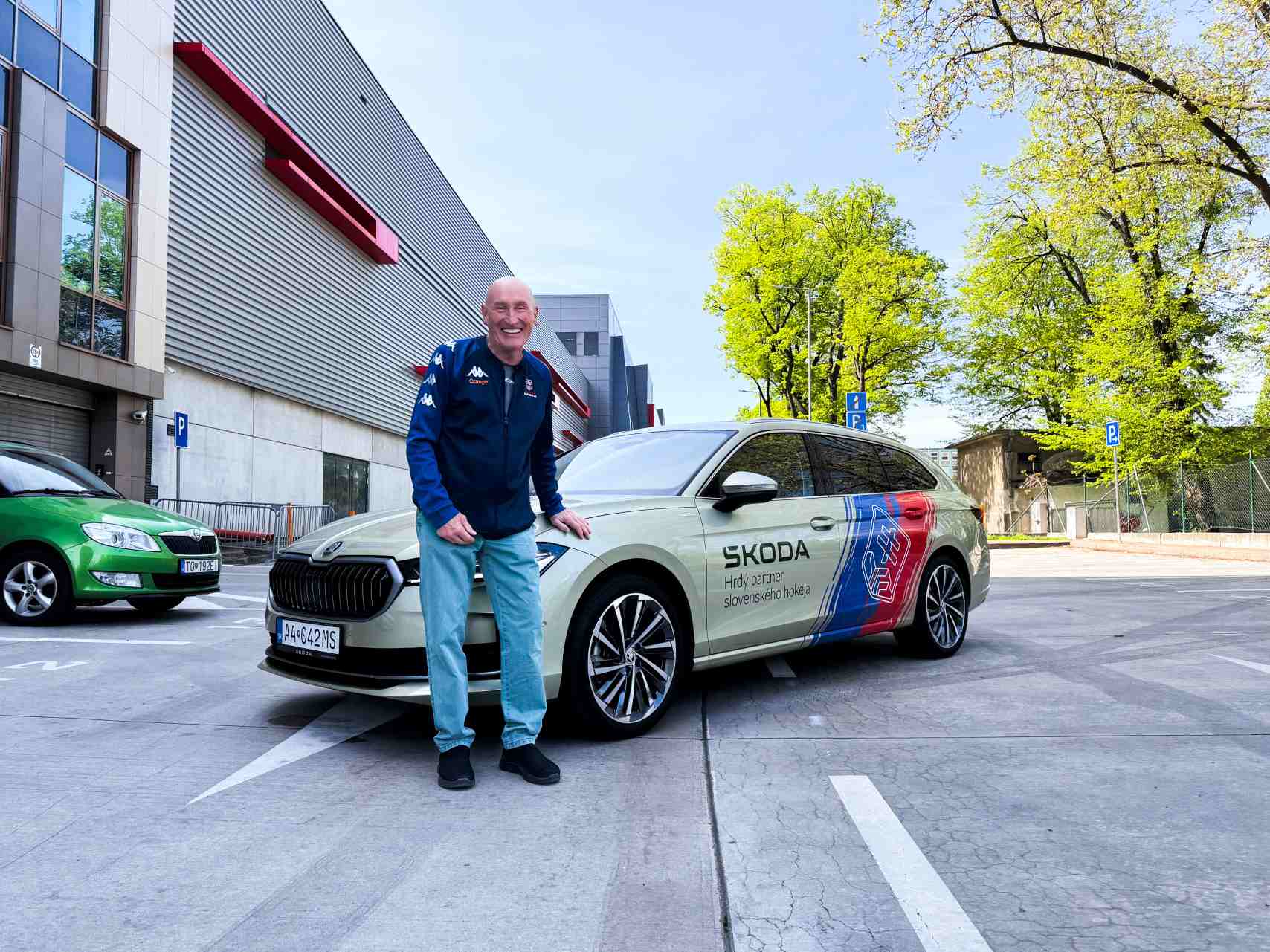 Milovník áut Craig Ramsay o autách, šoférovaní a hokeji: Ako si užil vlajkovú loď Škoda Superb?