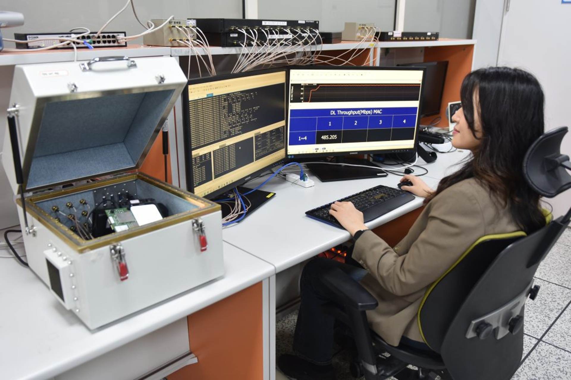 Samsung a Qualcomm predstavujú prelomové riešenie vo vyspelých modulačných technológiách