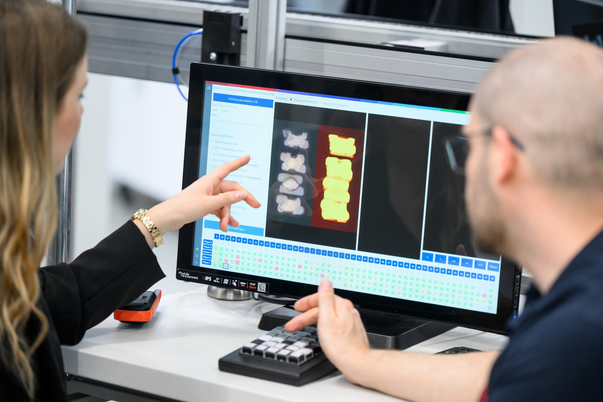 Bosch predstavuje udržateľné riešenia na automatizáciu výroby, vodíkovú ekonomiku a umelú inteligenciu