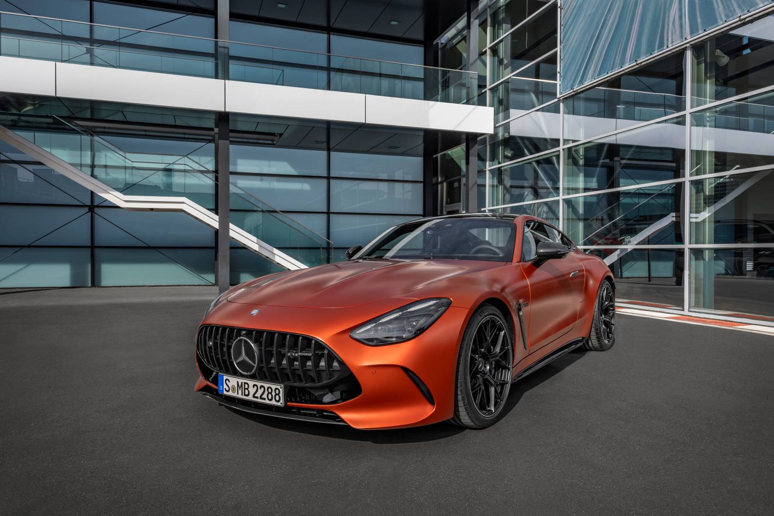 Svetová premiéra nového vrcholného modelu Mercedes-AMG GT 63 S E PERFORMANCE v Šanghaji