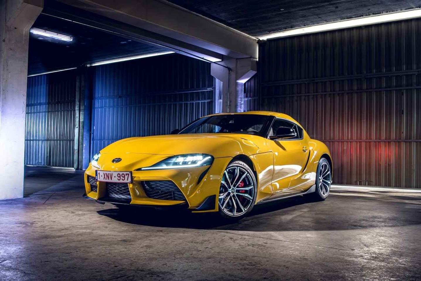 Zmena farby laku auta by mohla byť jednoduchšia vďaka novému patentu od Toyoty