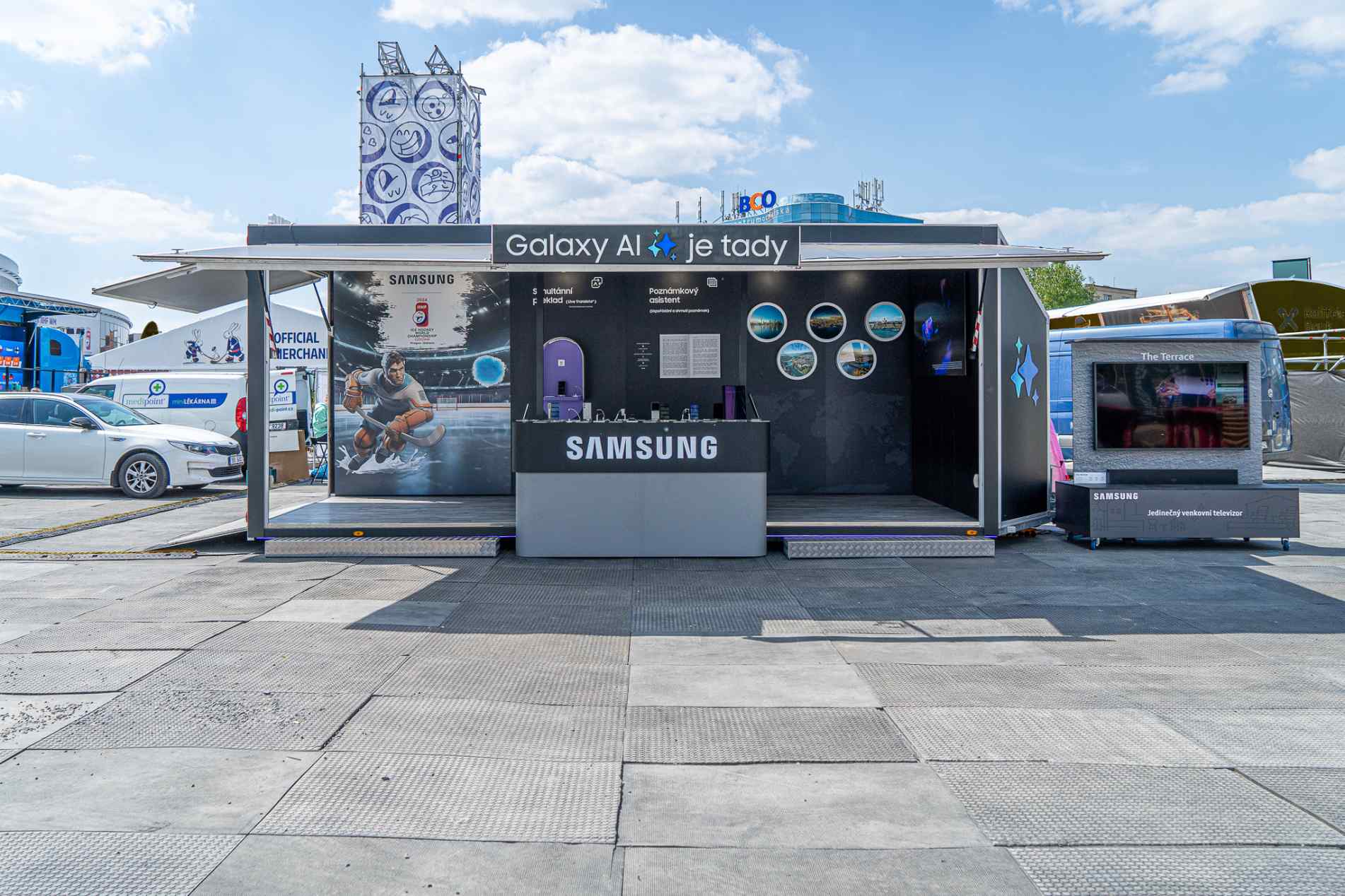 Víťazstvo nášho hokejového tímu jedným klikom. Nechajte zmiznúť všetkých súperov