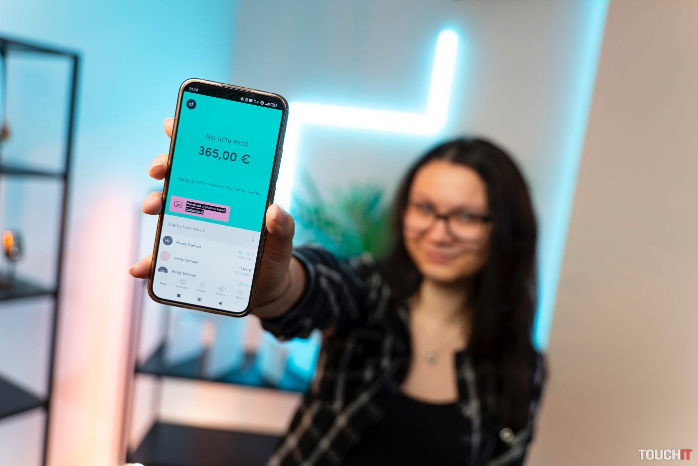 Viac ako polovica Generácie Z pravidelne investuje. Mobilné aplikácie už nie sú doménou len mladých