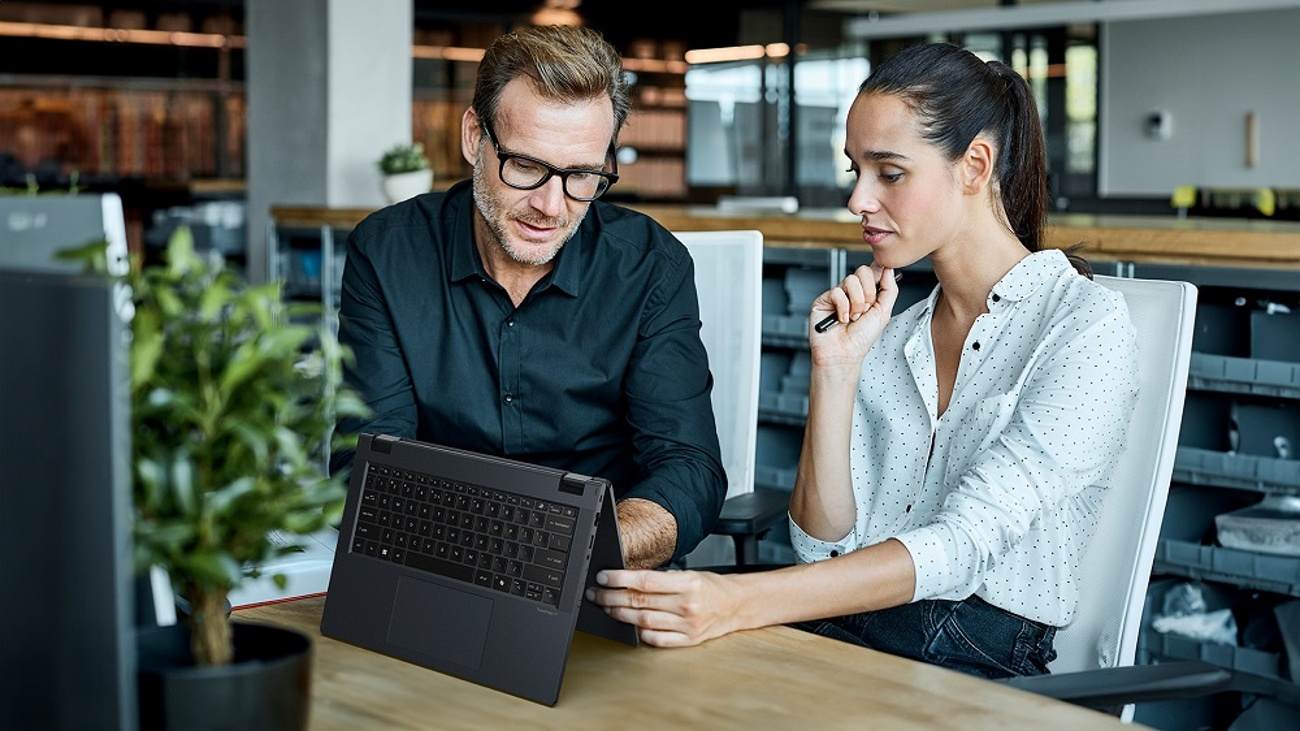 Acer uvádza na trh novú sériu notebookov TravelMate AI