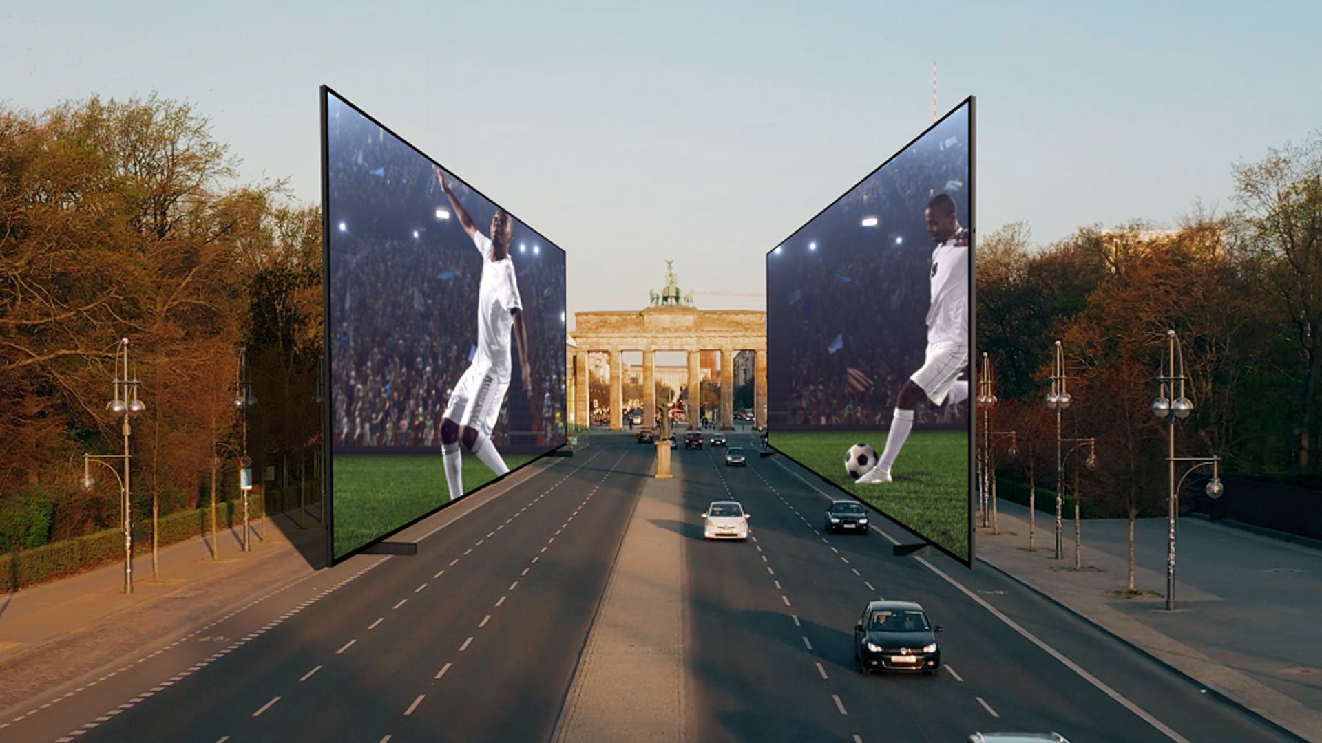 Go Big. TCL predstavuje epickú FOOH kampaň pred letom plným futbalu