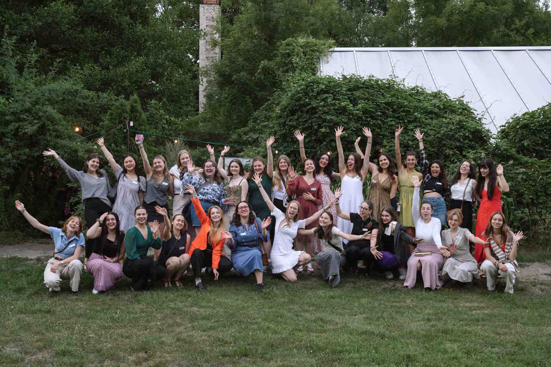 Letná škola pre líderky digitálneho veku vo Varšave: Študentky vzdeláva v oblasti etiky v technológiách