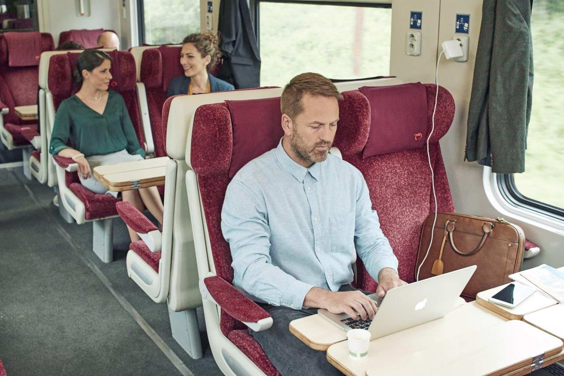 ZSSK prináša výhodné a ekologické cestovanie aj pre firmy